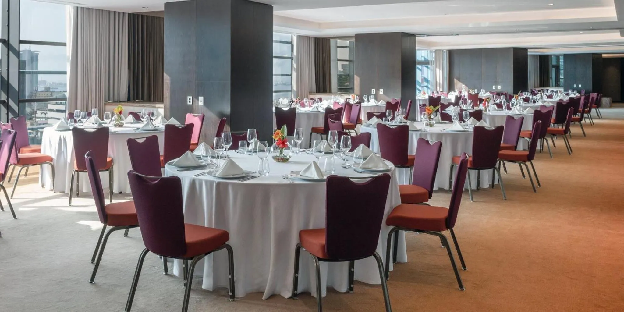 Meeting/conference room in InterContinental Luanda Miramar by IHG