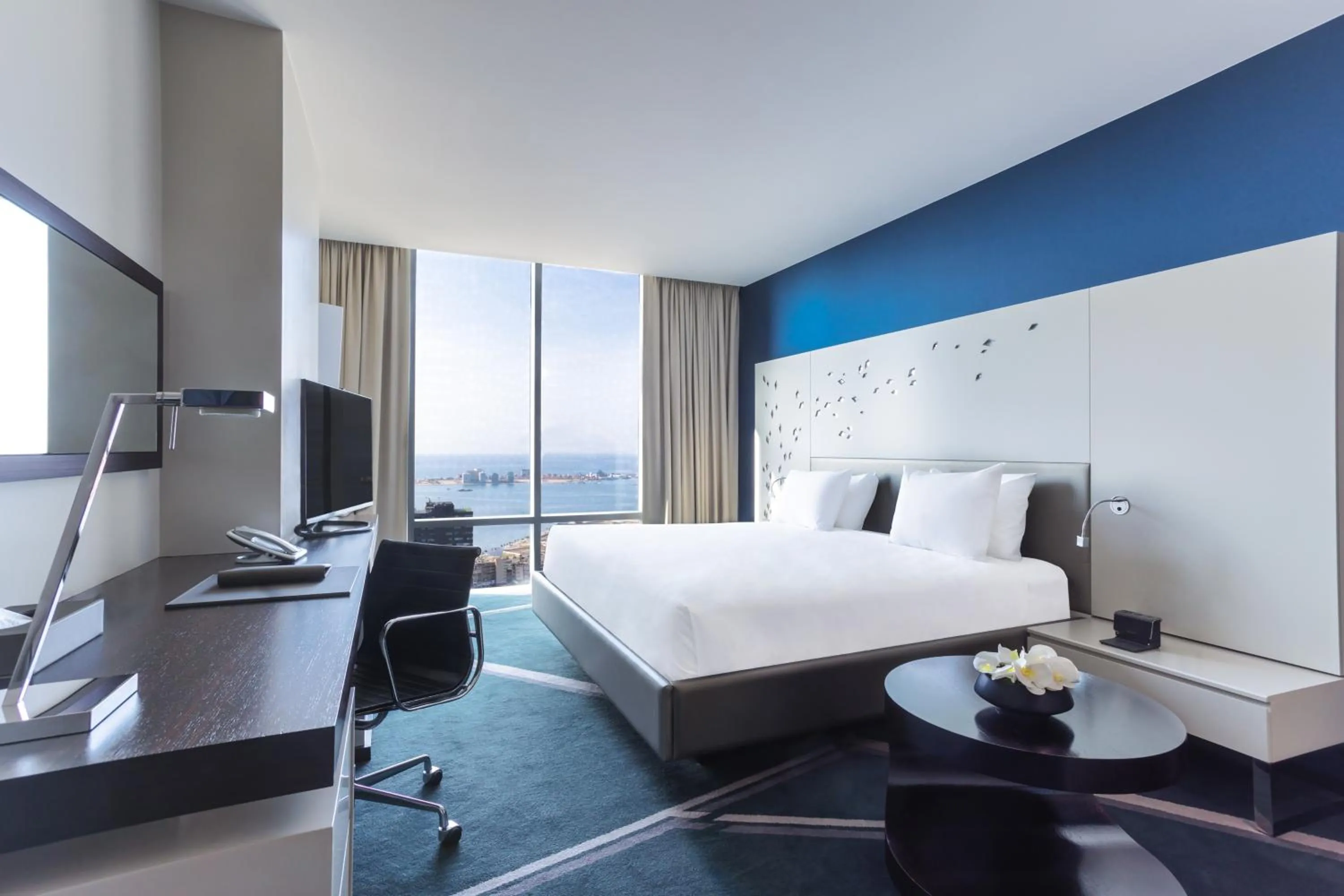 Photo of the whole room, Bed in InterContinental Luanda Miramar by IHG