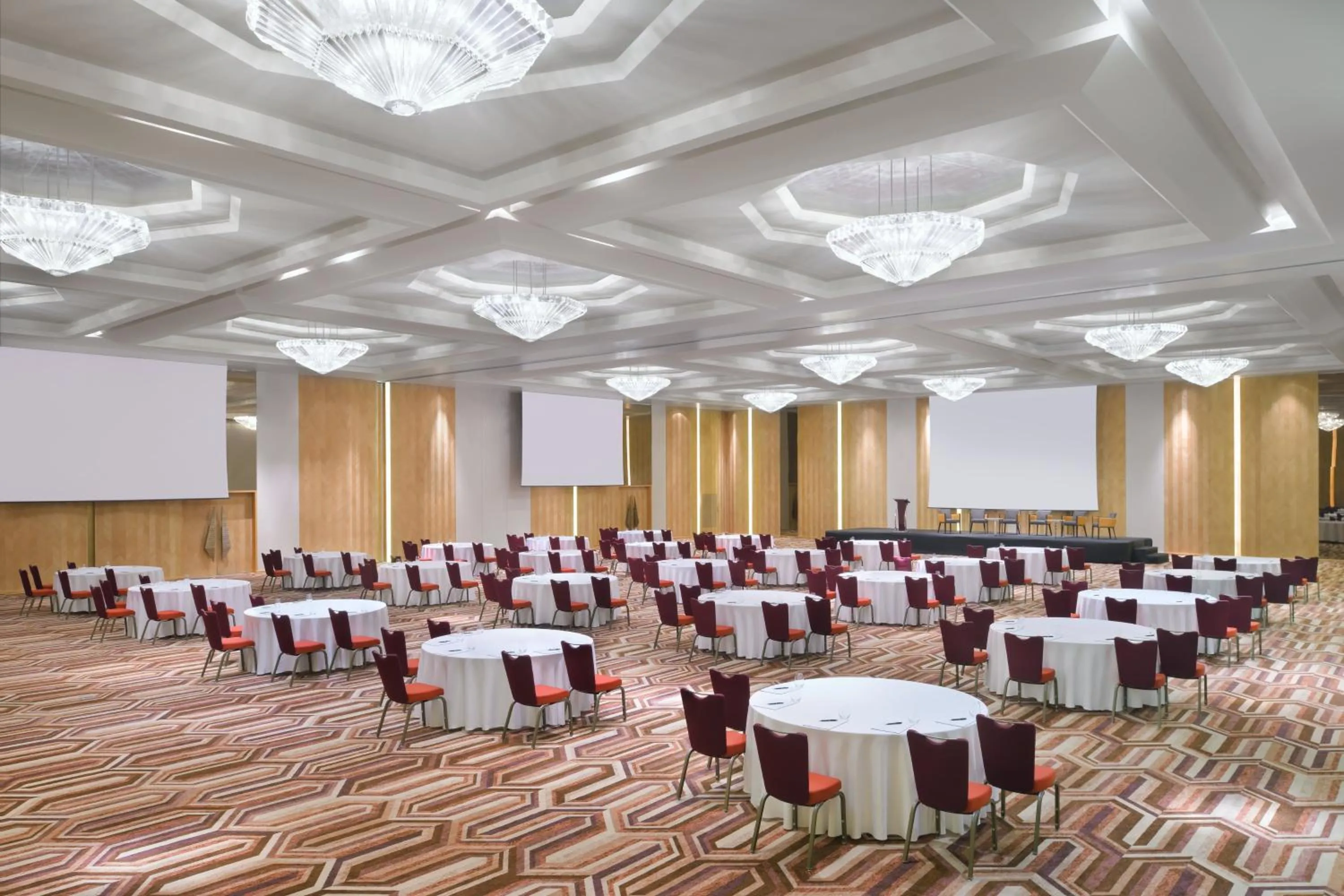 Banquet/Function facilities in InterContinental Luanda Miramar by IHG