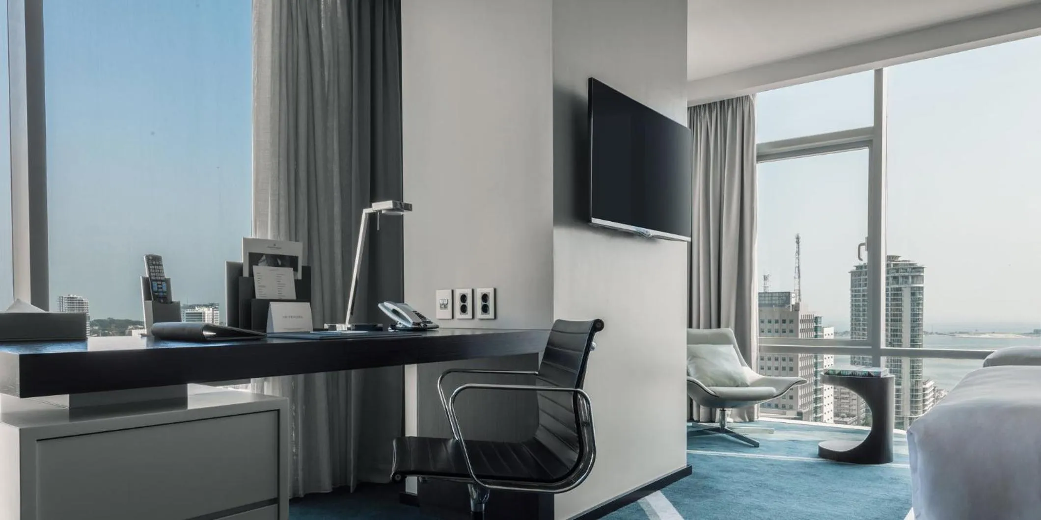 Photo of the whole room in InterContinental Luanda Miramar by IHG