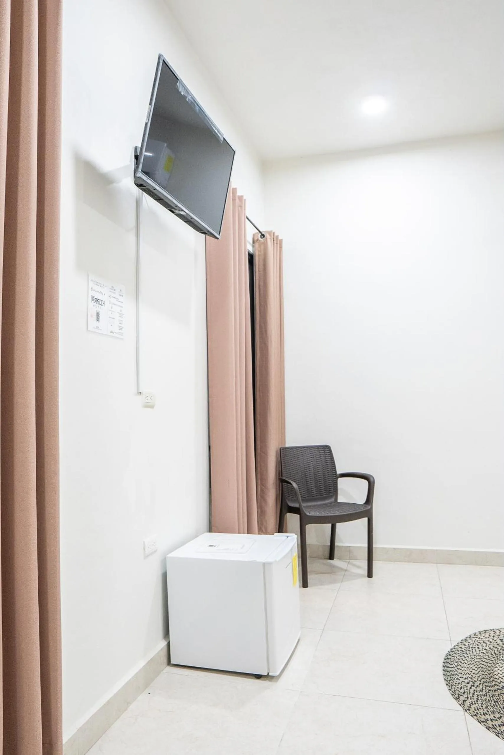 TV and multimedia in Hotel Makech