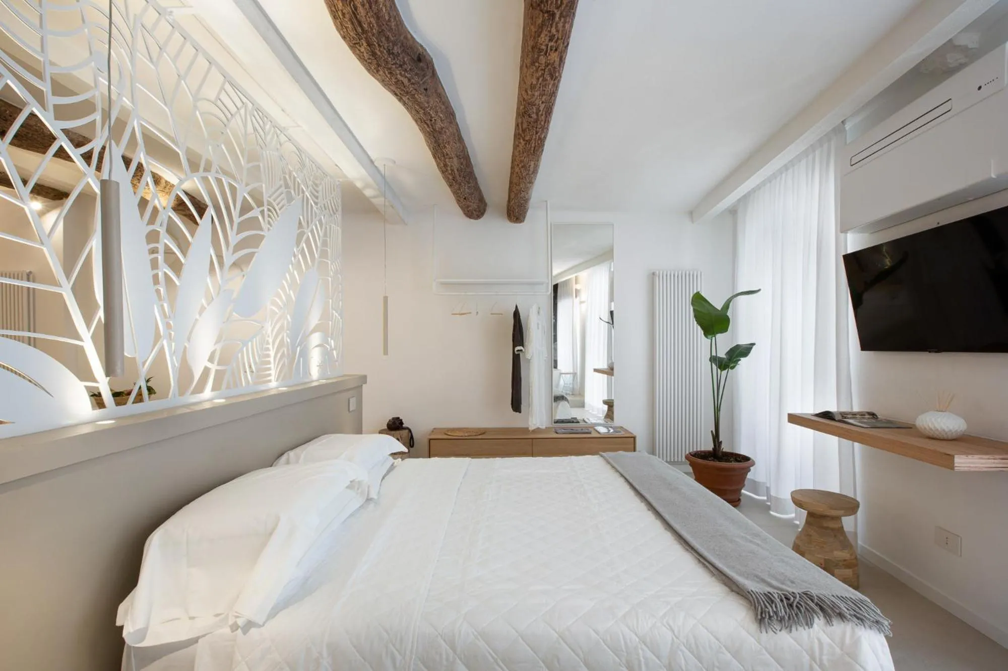 Bed in Life Class Apartment