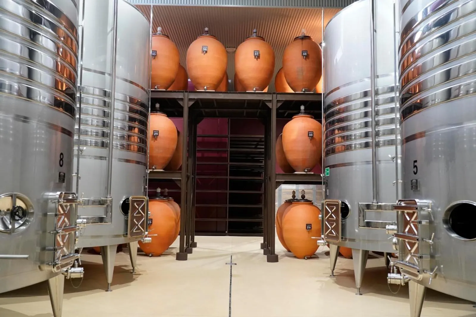 Property building in Hotel Bodega FyA - GRUPO PIÉROLA