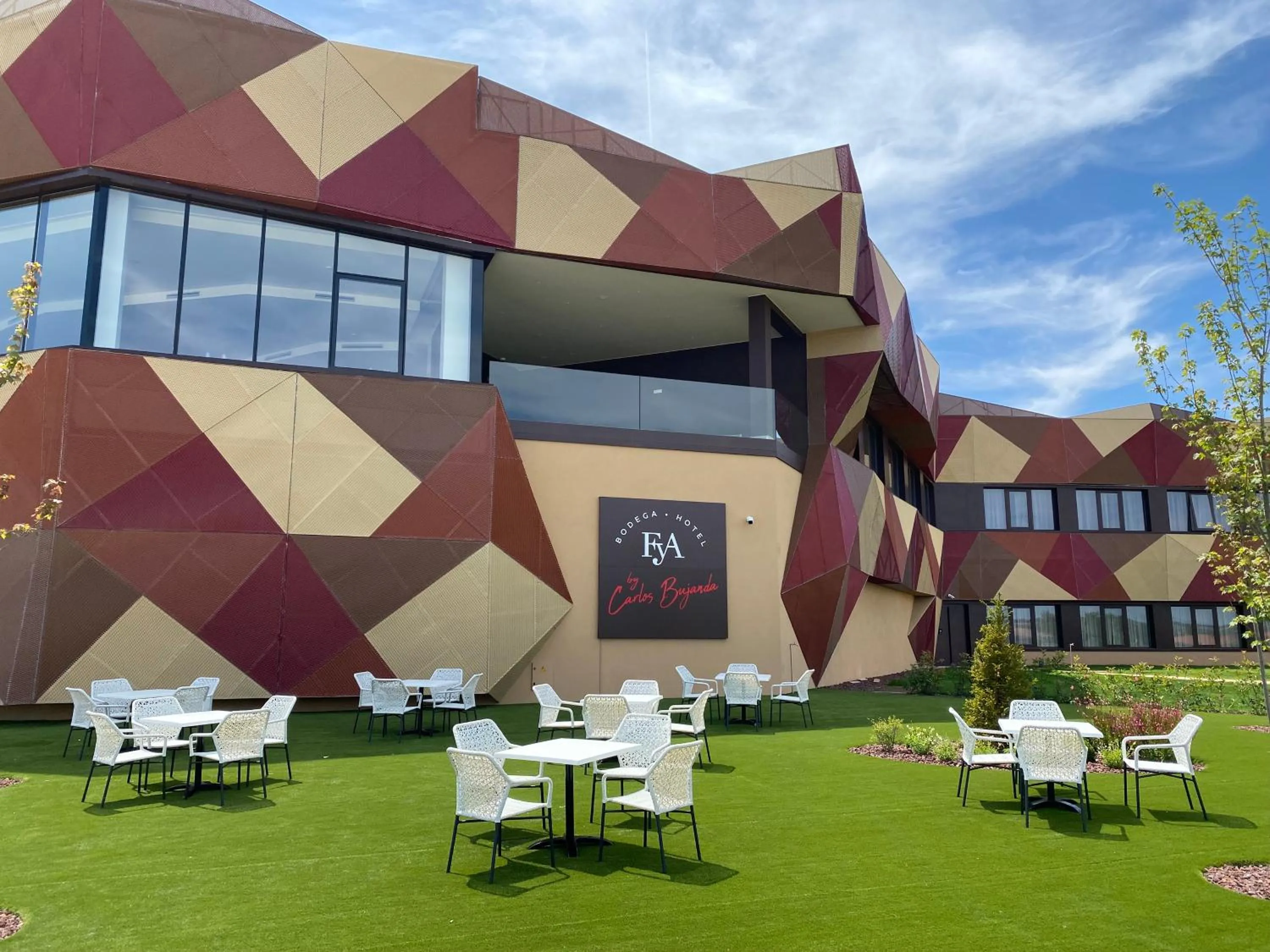 Garden in Hotel Bodega FyA - GRUPO PIÉROLA