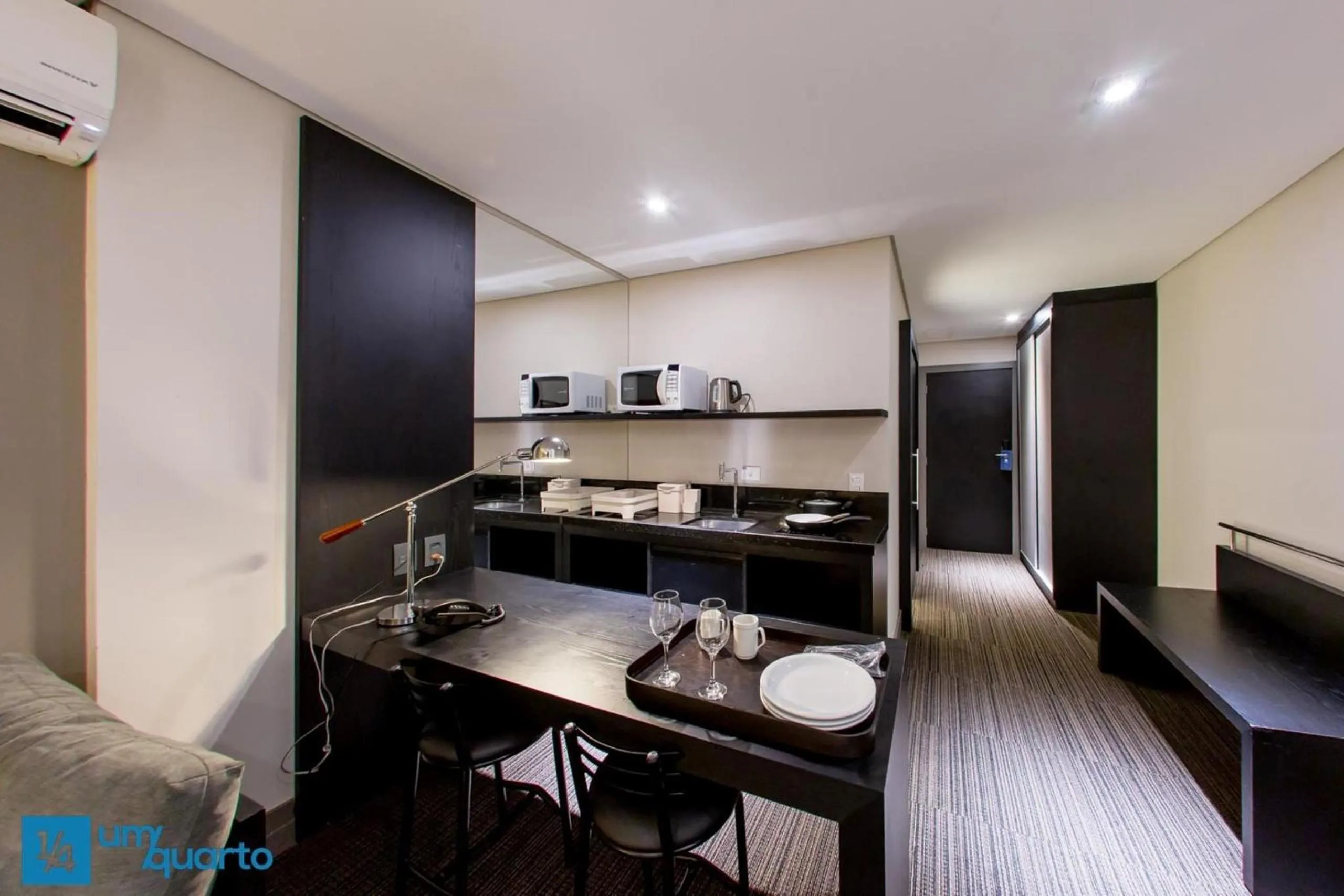 Bedroom in Manhattan Floor