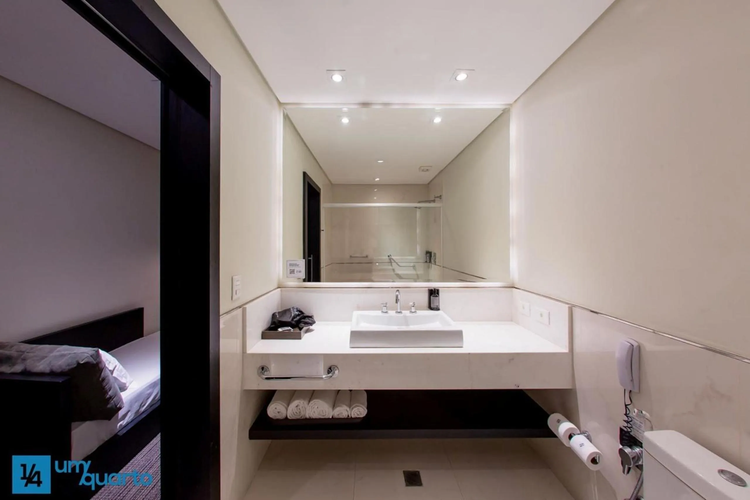 Toilet in Manhattan Floor