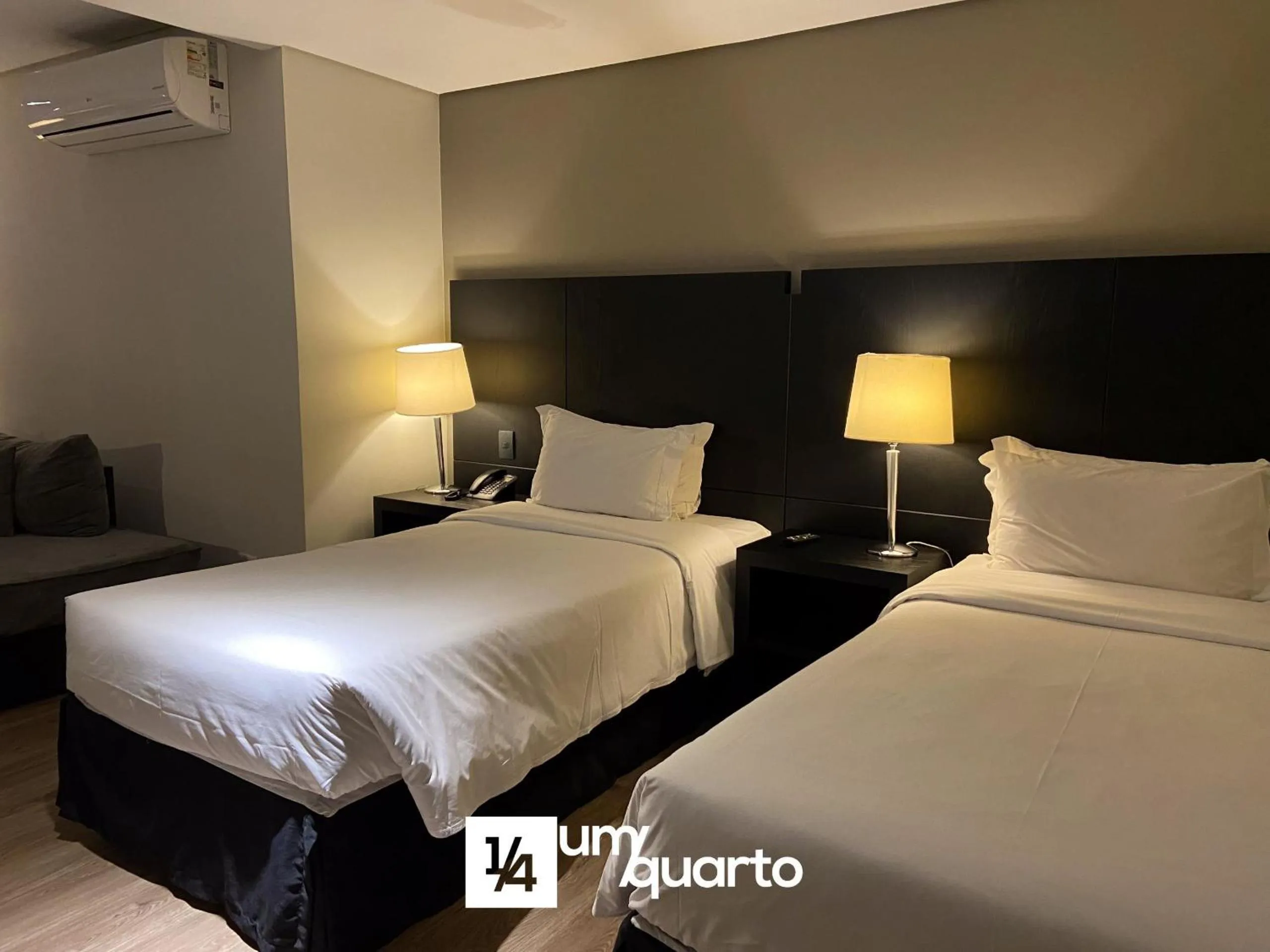 Bed in Manhattan Floor