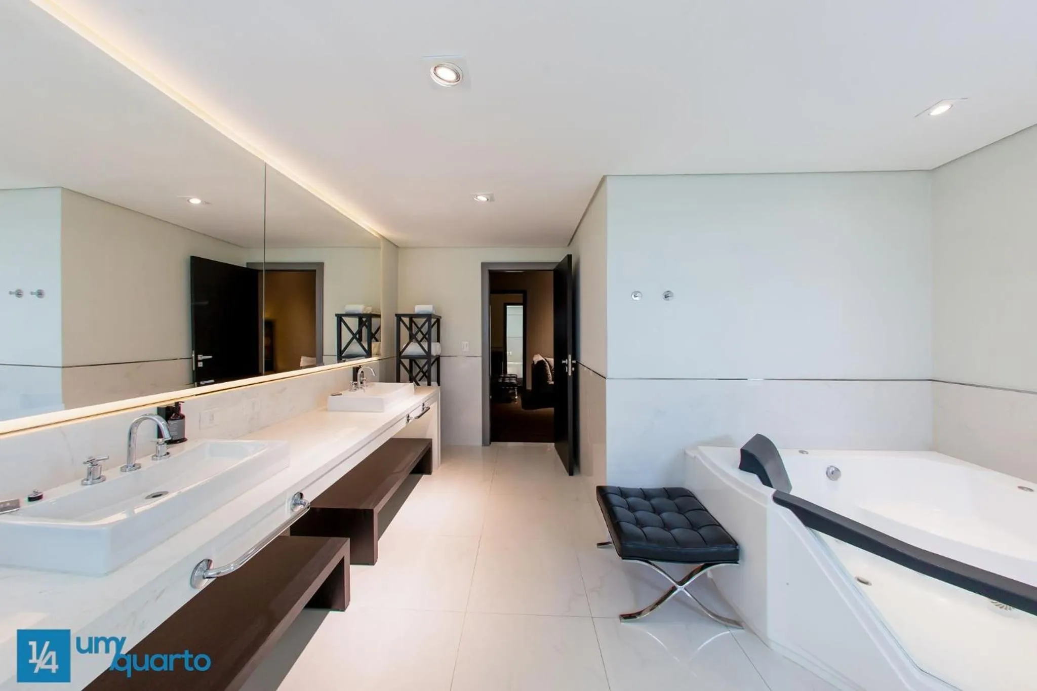 Toilet in Manhattan Floor