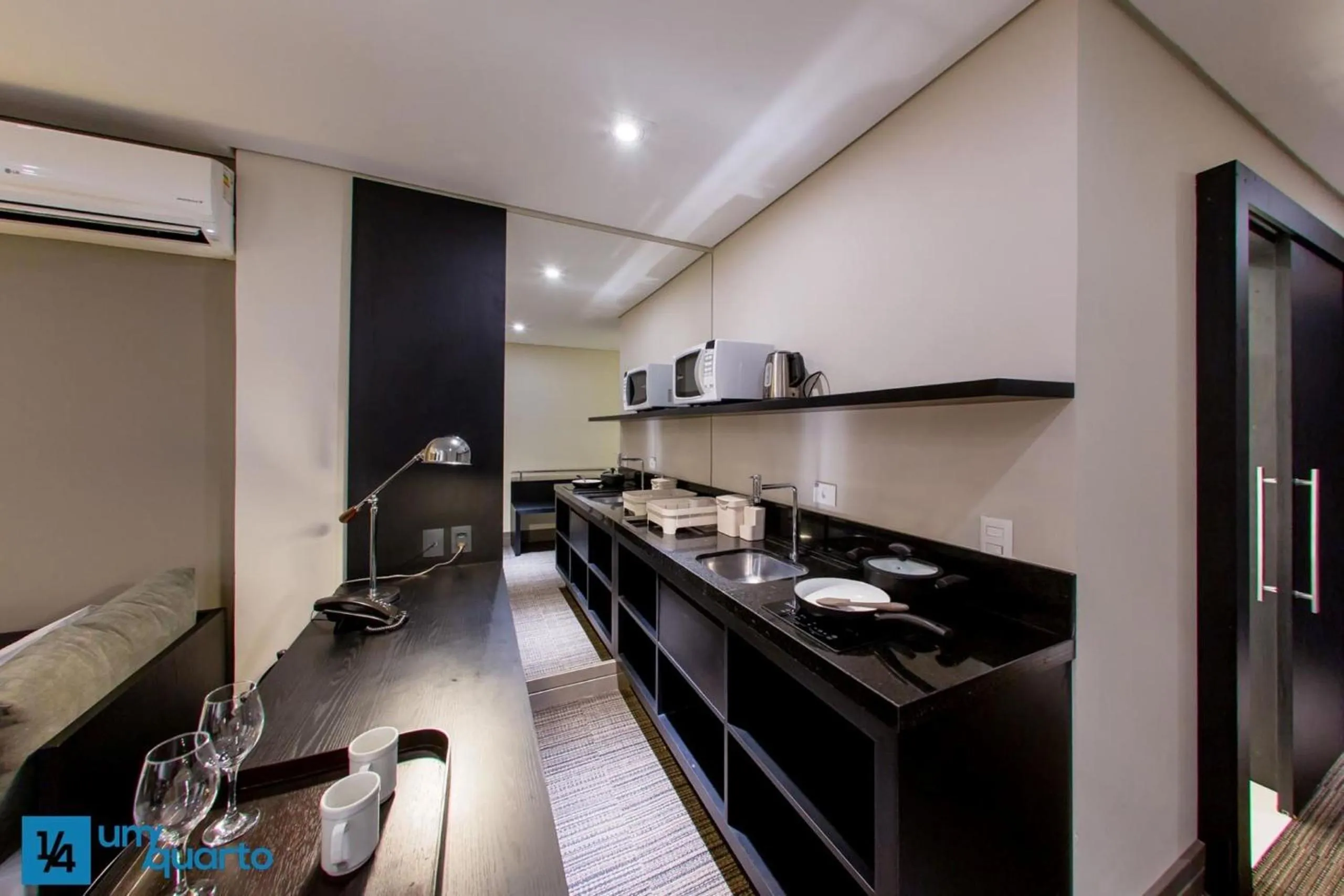 Bedroom in Manhattan Floor