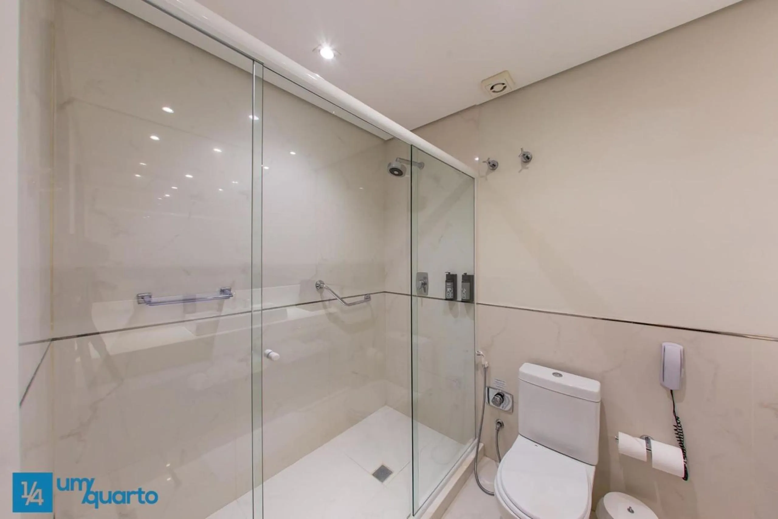 Toilet in Manhattan Floor