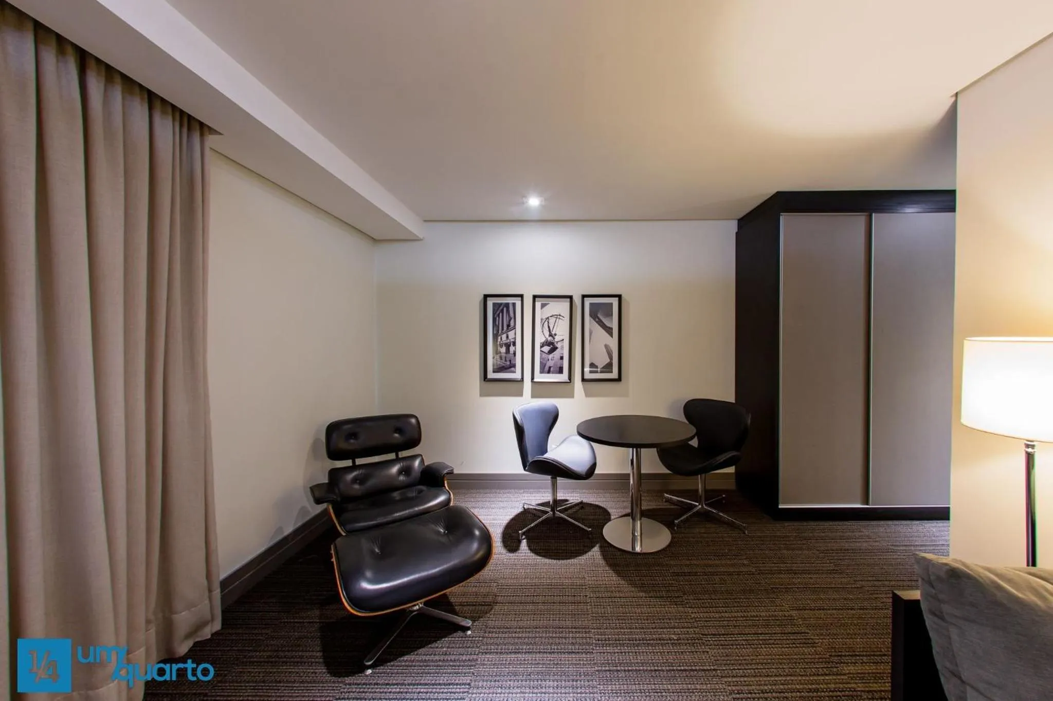 Bedroom in Manhattan Floor