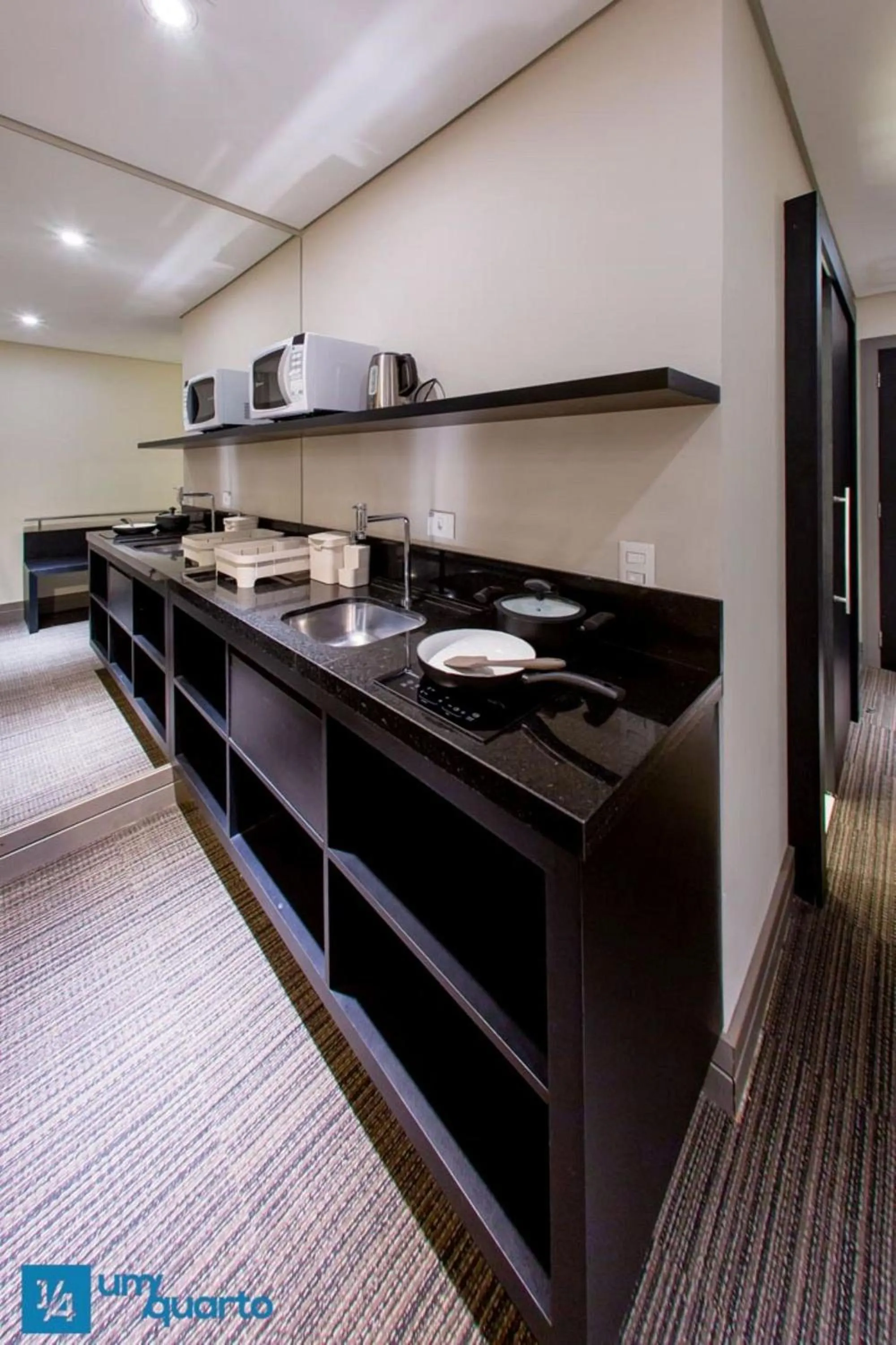 Bedroom in Manhattan Floor