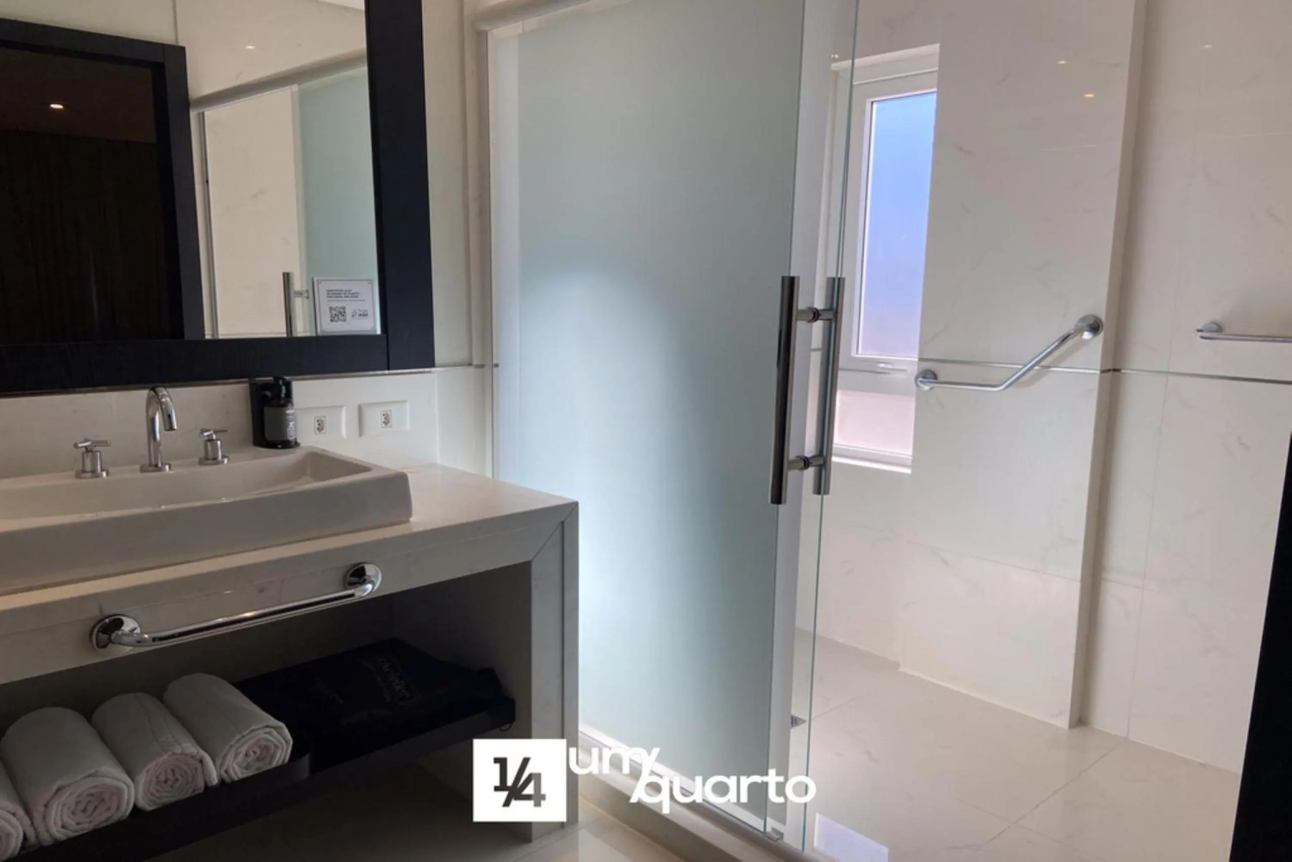 Toilet in Manhattan Floor