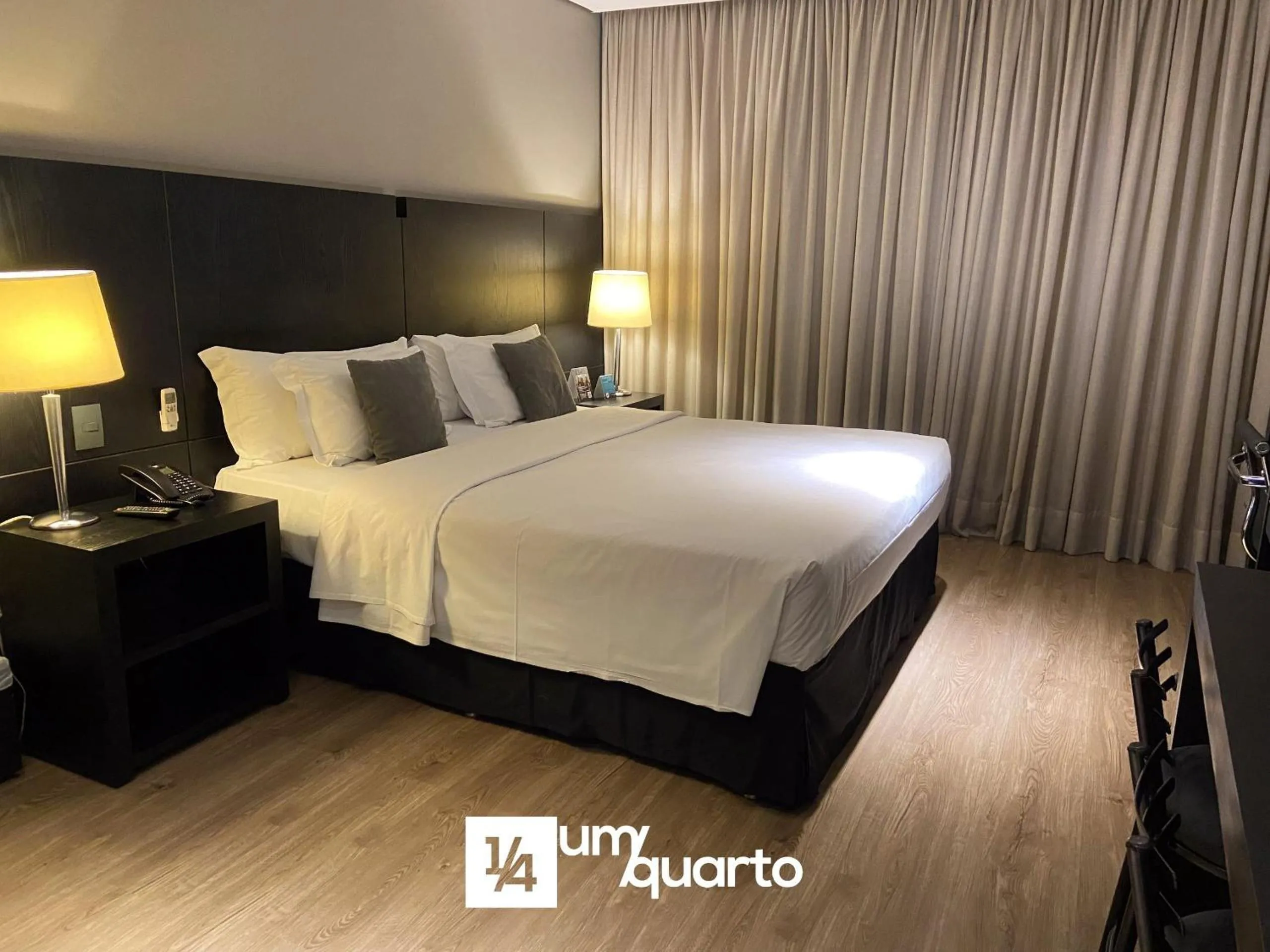 Bed in Manhattan Floor