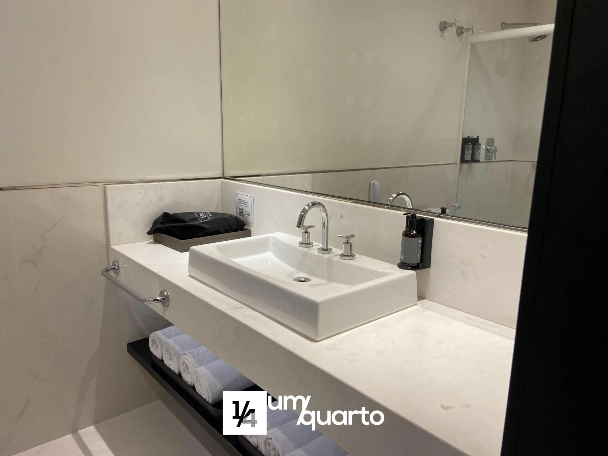 Toilet in Manhattan Floor