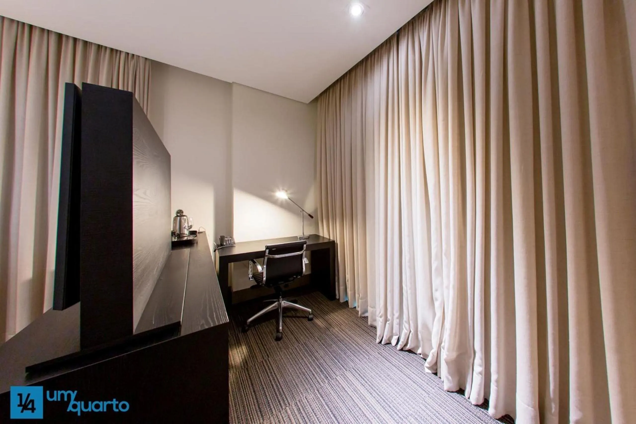 Bedroom in Manhattan Floor