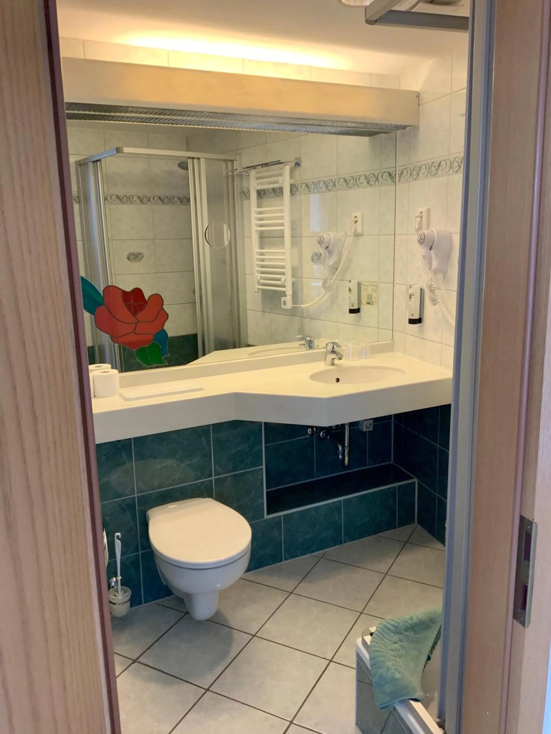 Bathroom in Bluhm's Hotel & Restaurant am Markt