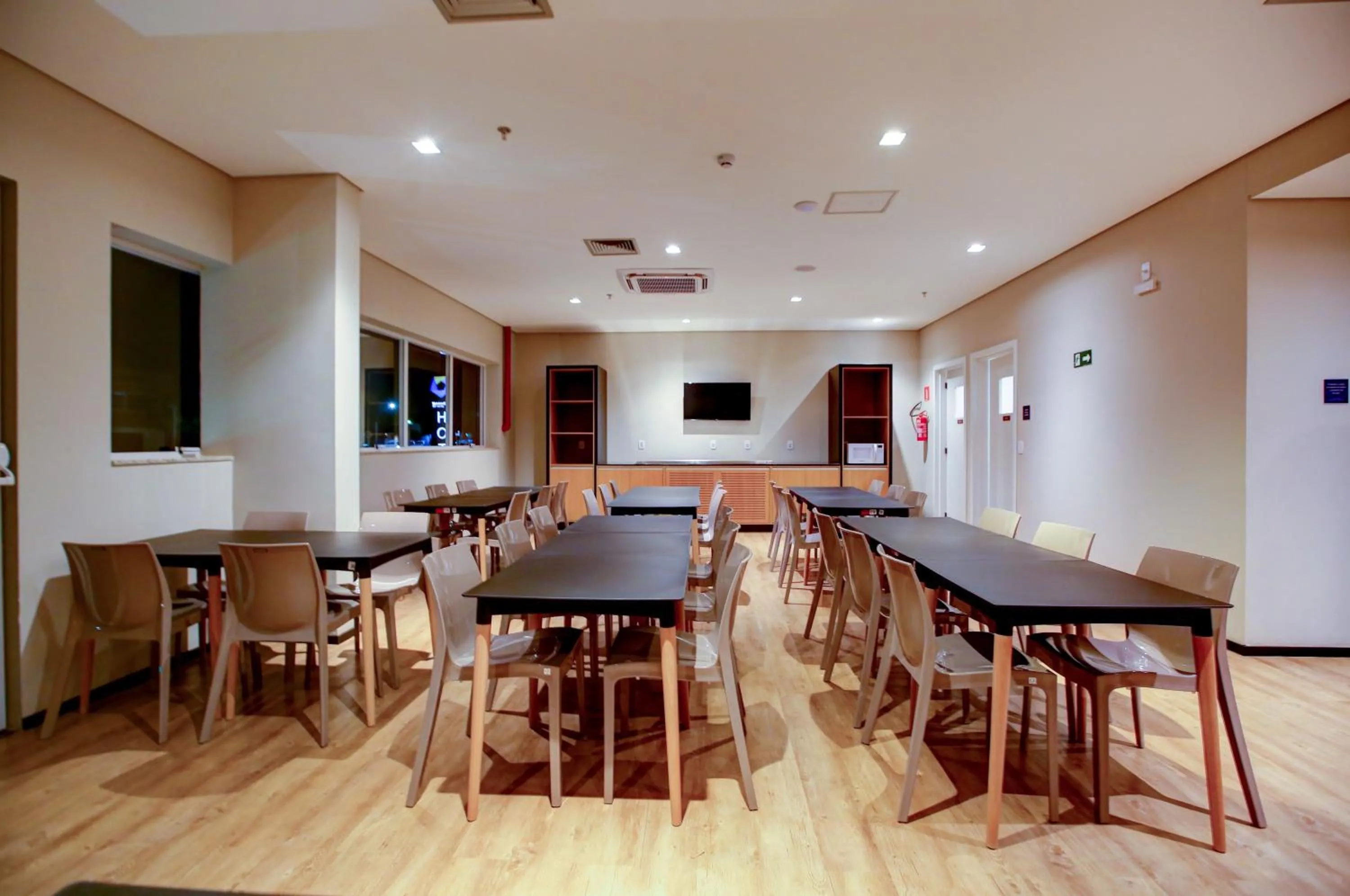 Restaurant/places to eat in Transamerica Fit Sorriso