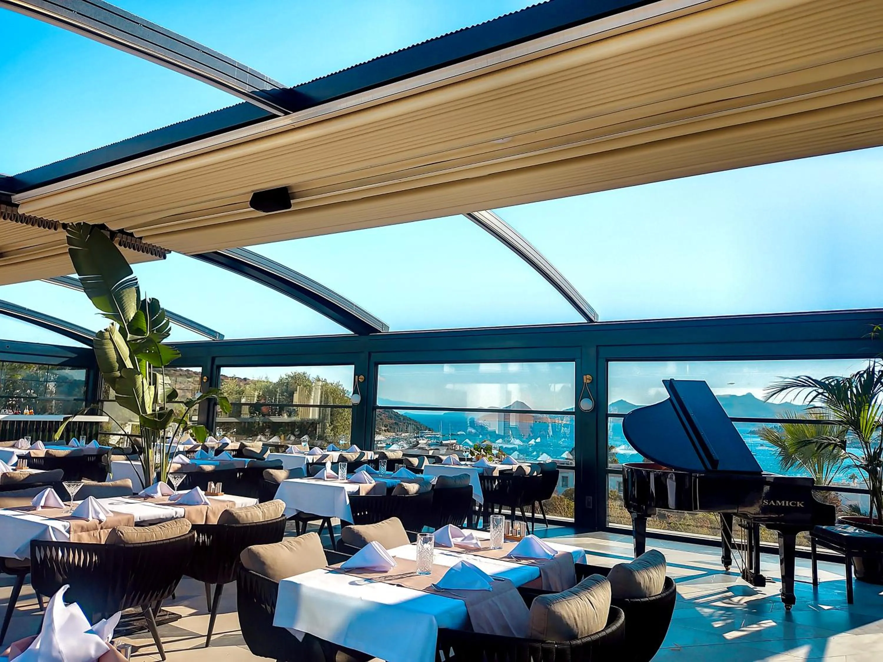 Restaurant/places to eat in Roas Hotel Bodrum - City Center