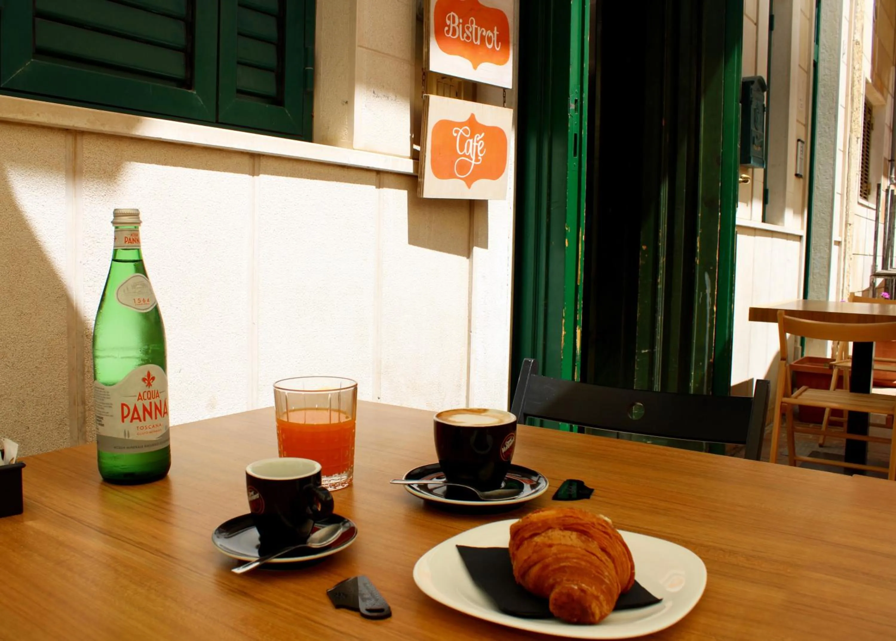 Restaurant/places to eat in i Giardini di Rita- Rooms & Garden Loft