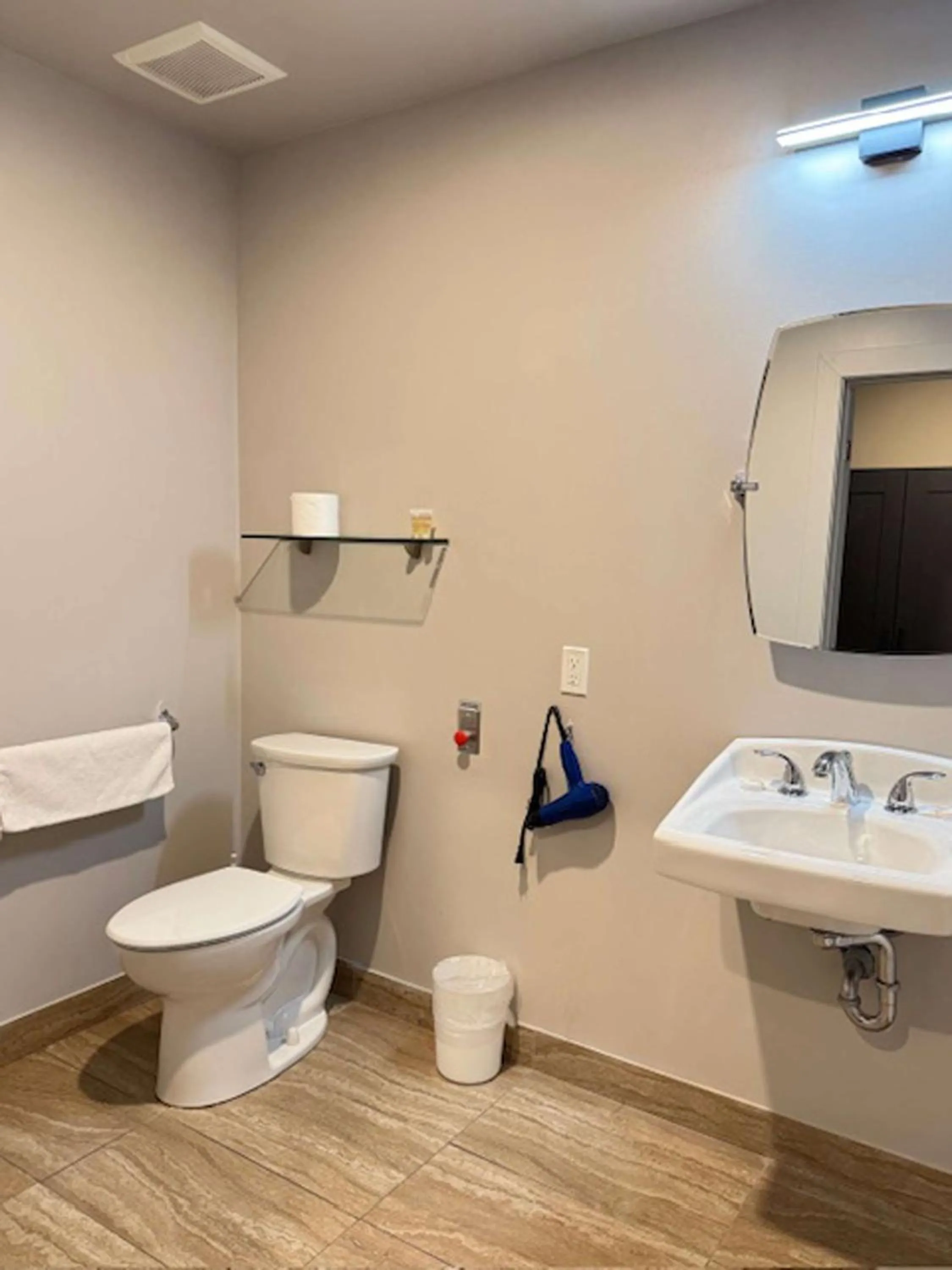 Bathroom in Big Bird Inn Wawa, SureStay Collection by Best Western