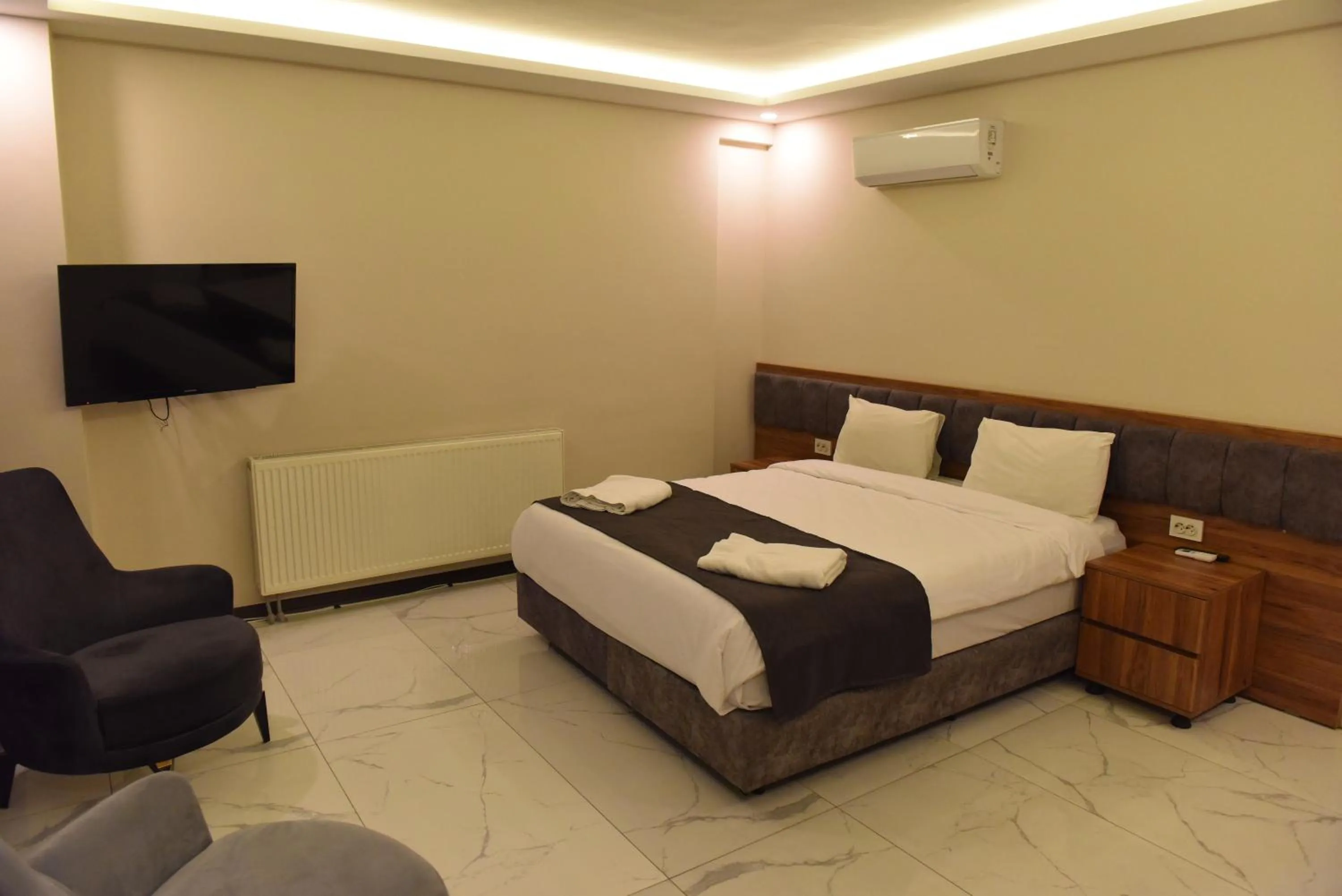 Bed in Royal Residence Bursa