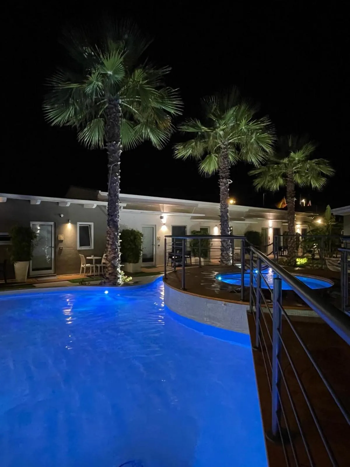 Hot Tub in B&B Resort El Bisagrà