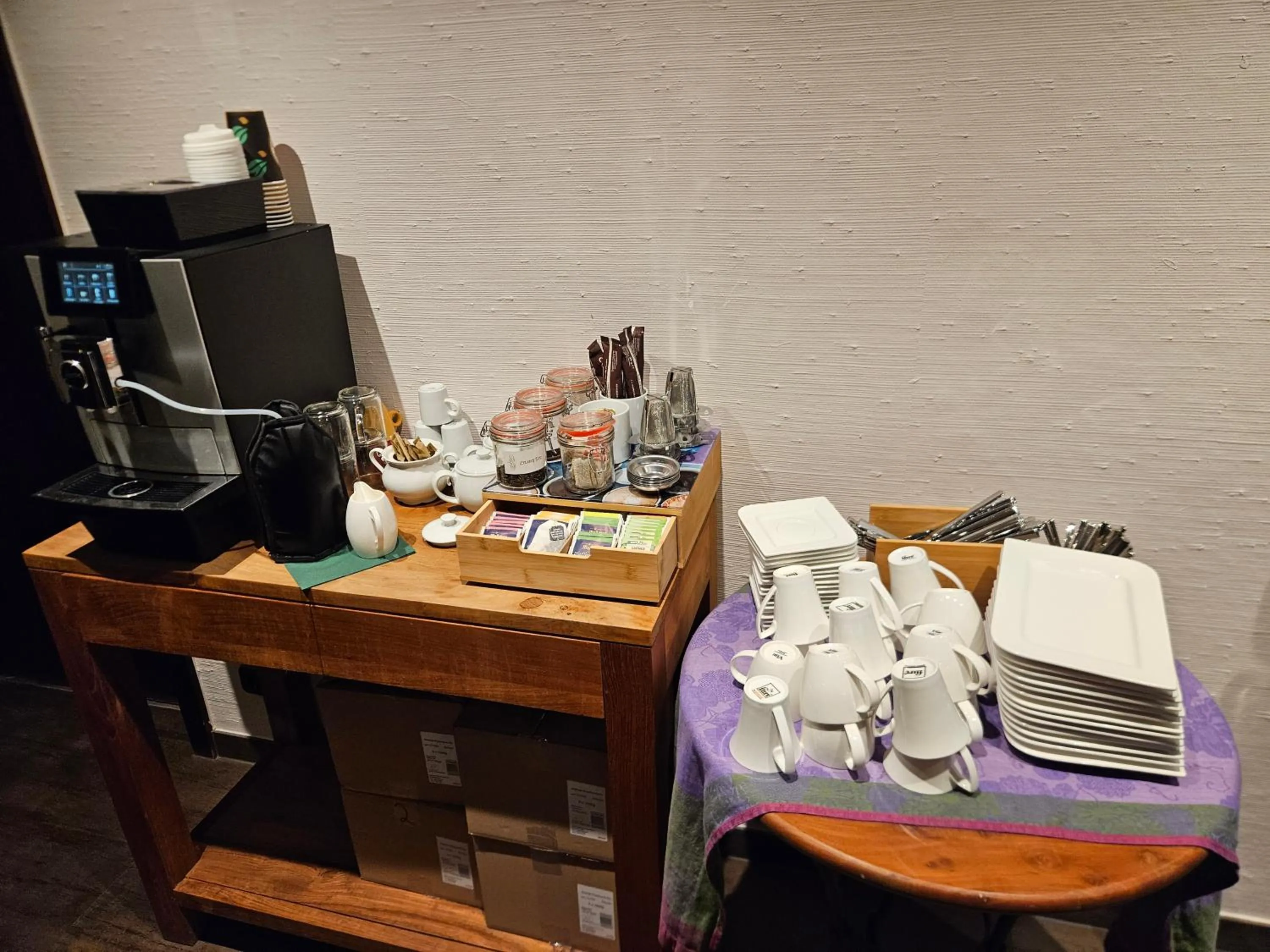 Breakfast in Hotel Donnersberg