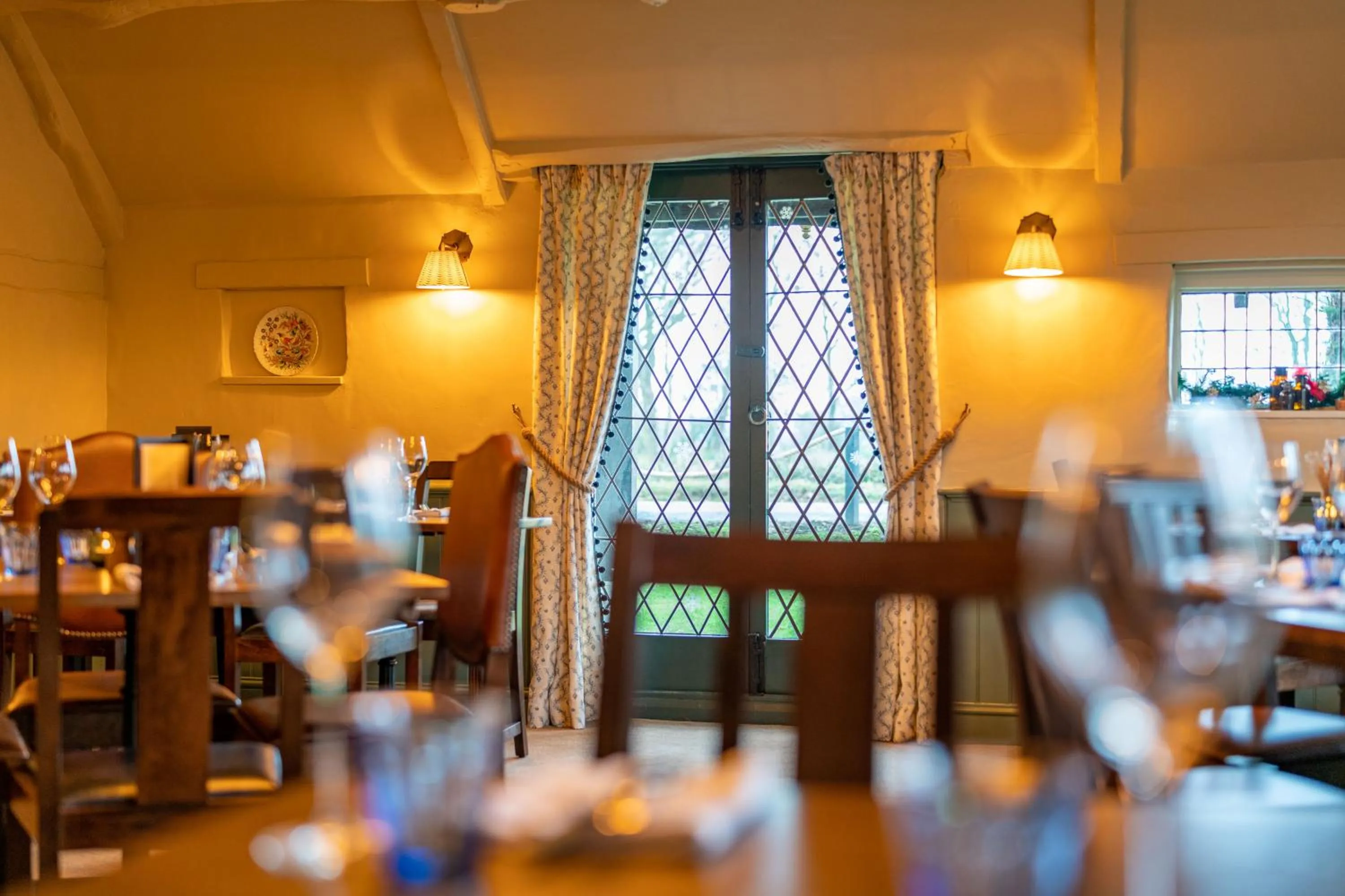 Restaurant/places to eat in Old Court House Inn