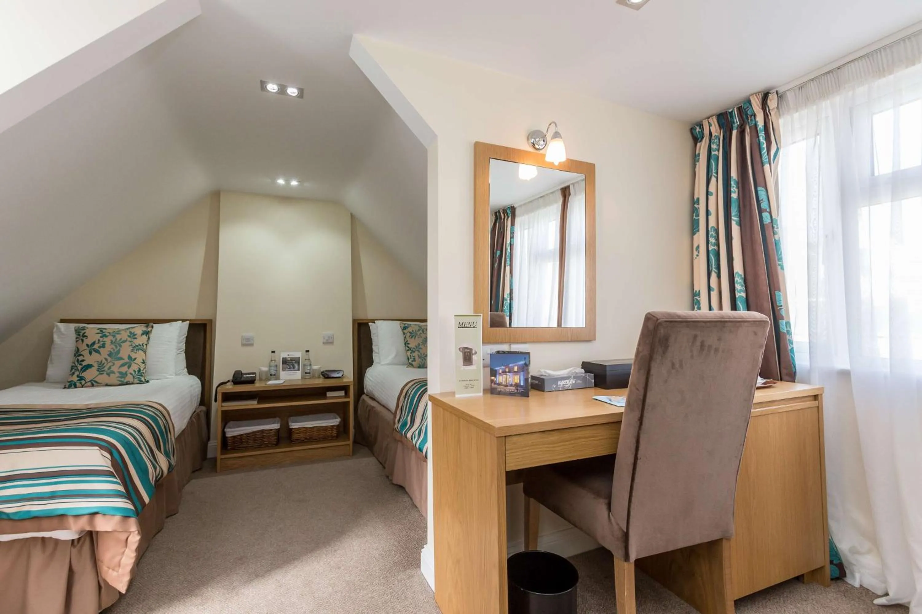 Photo of the whole room, Bed in Best Western Hotel de Havelet