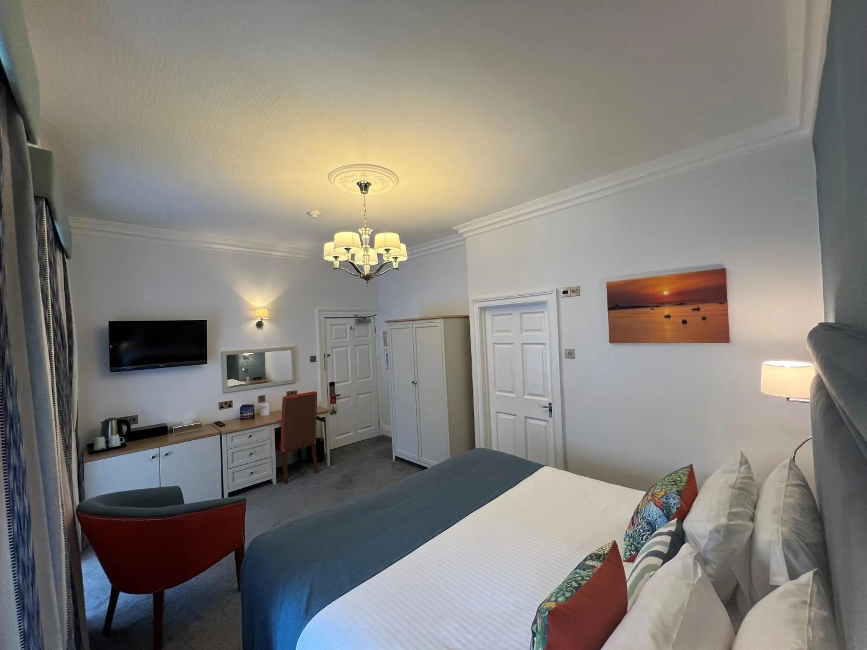 Bedroom, Bed in Best Western Hotel de Havelet