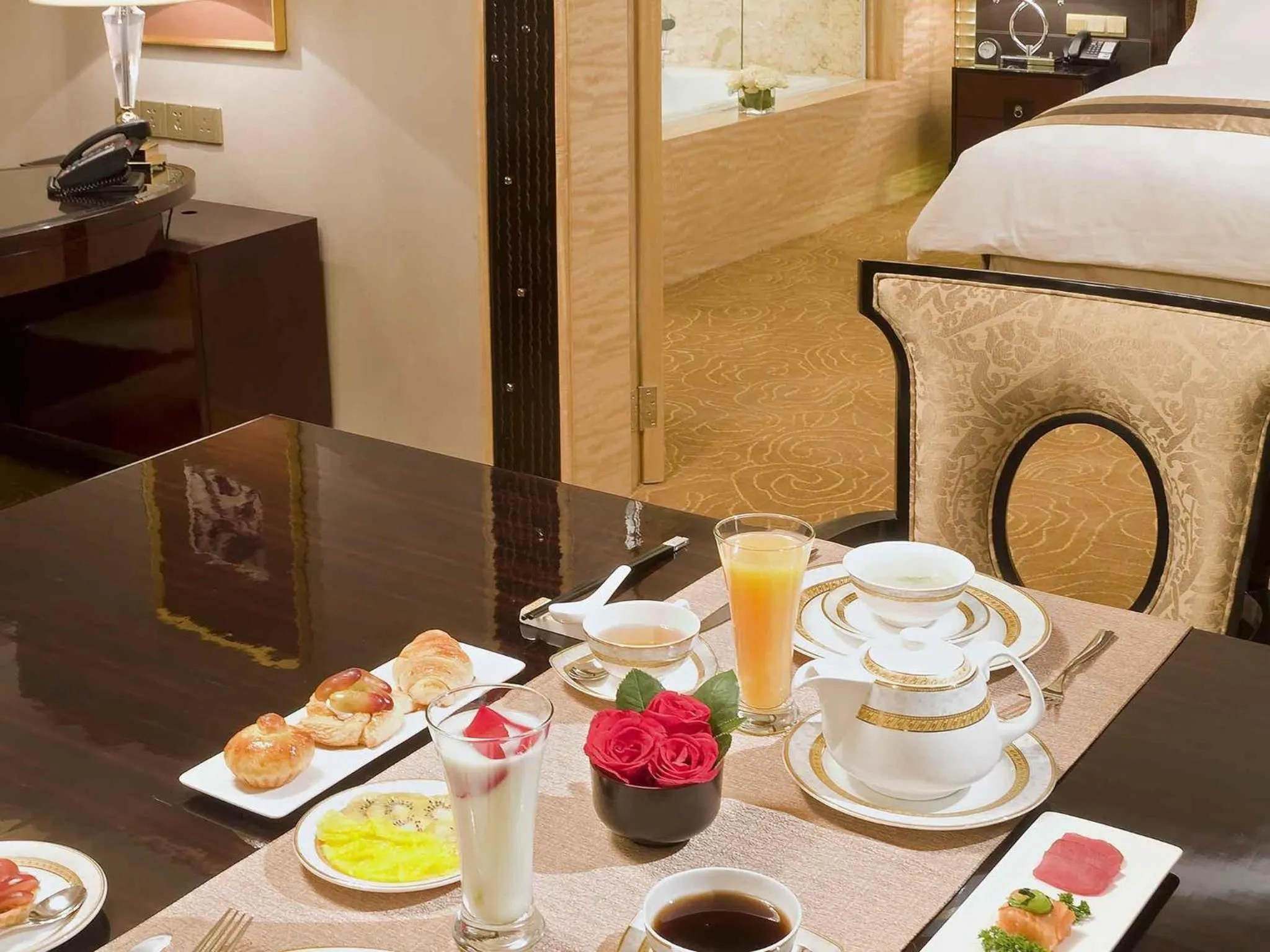 Photo of the whole room in Sofitel Harbin