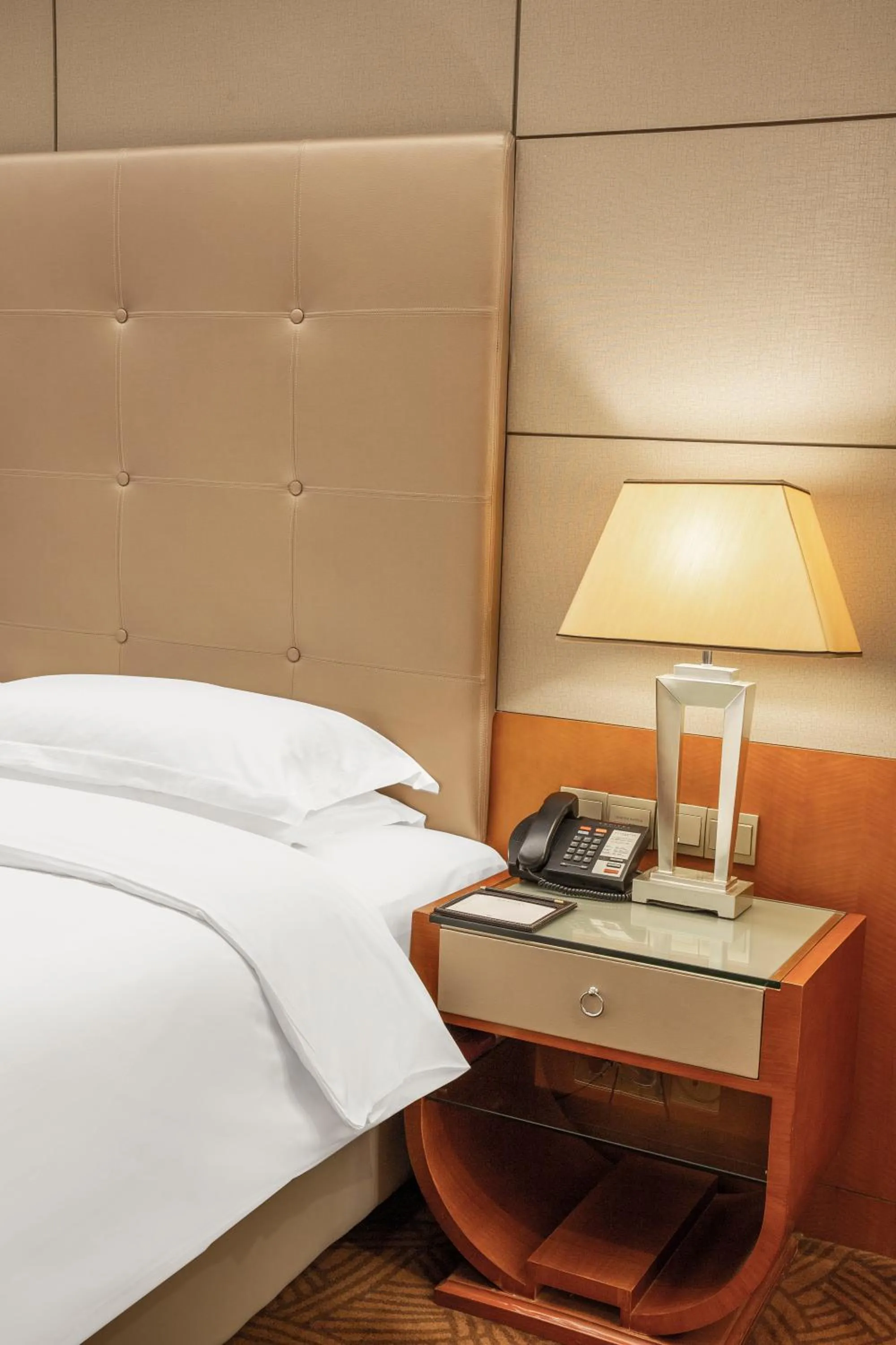 Bedroom, Bed in Sofitel Harbin