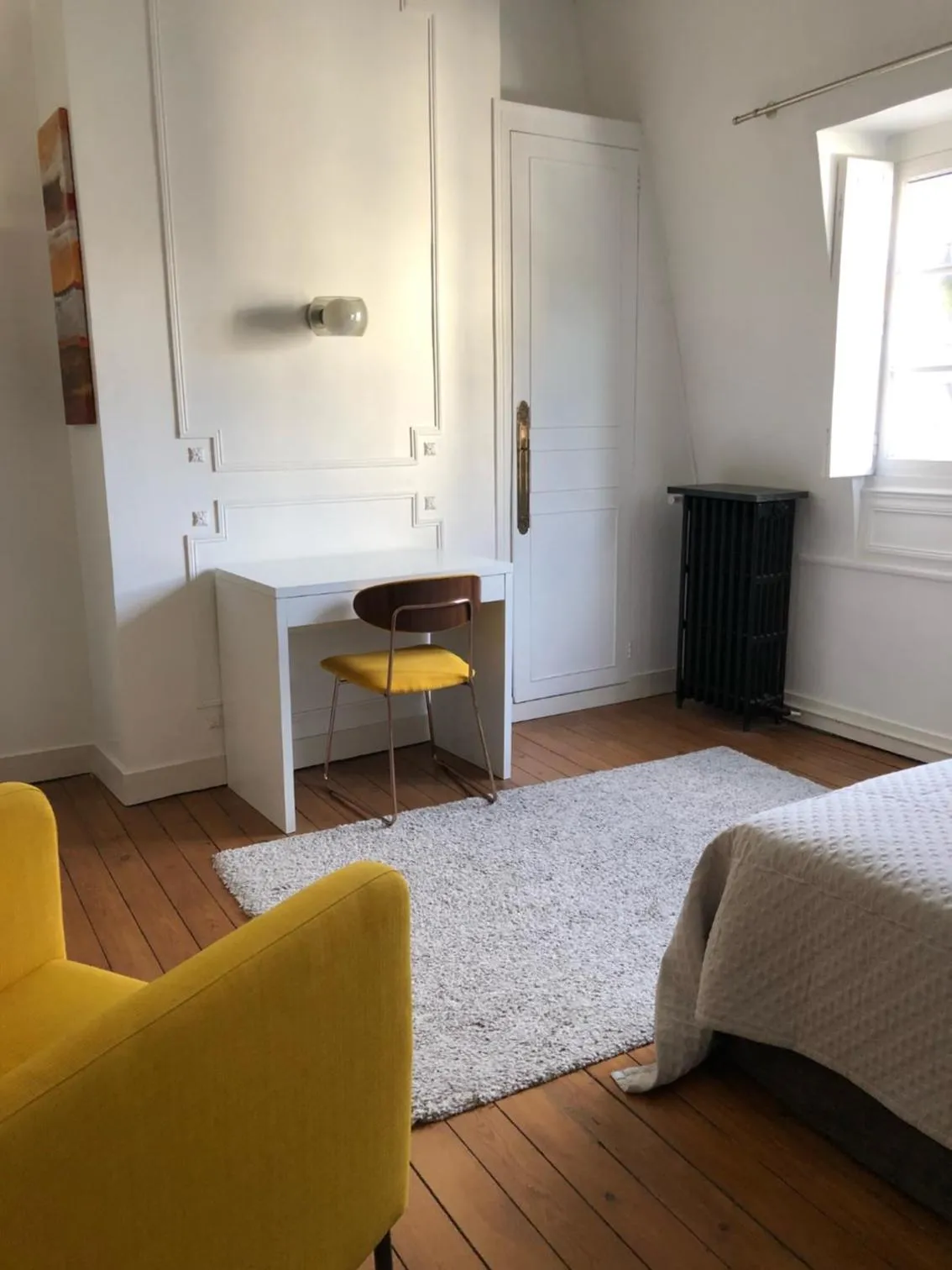 Seating area, Bed in BULLES DE LOIRE