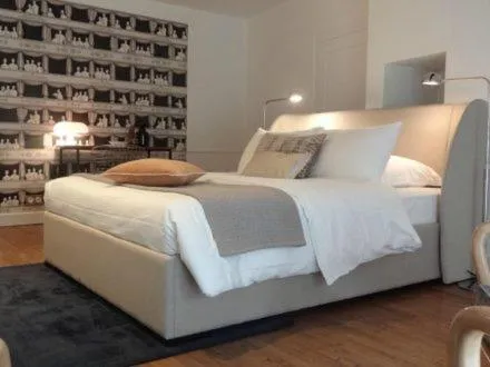 Bedroom, Bed in BULLES DE LOIRE