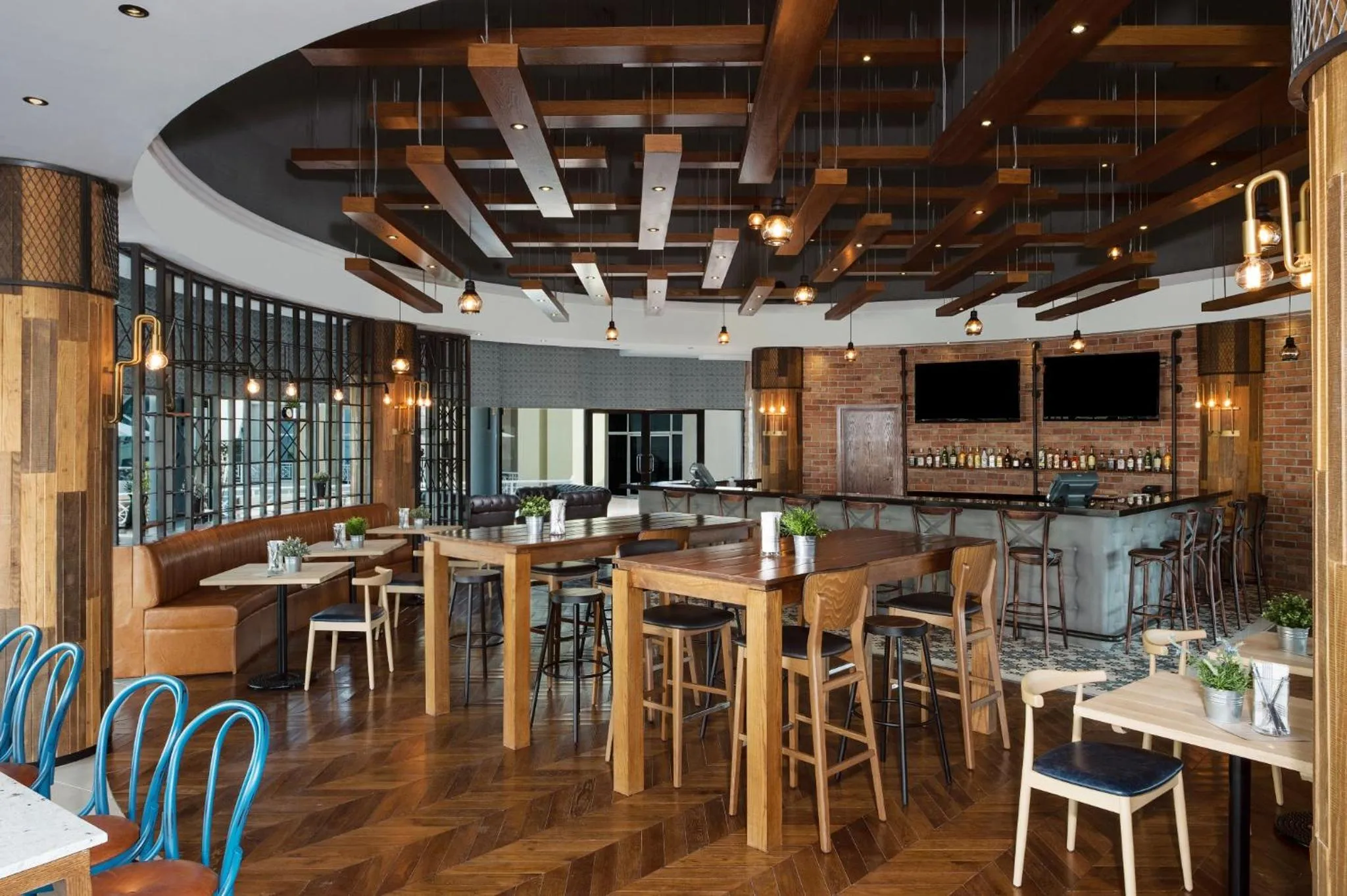 Restaurant/Places to Eat in Copthorne Lakeview Executive Apartments Dubai, Green Community