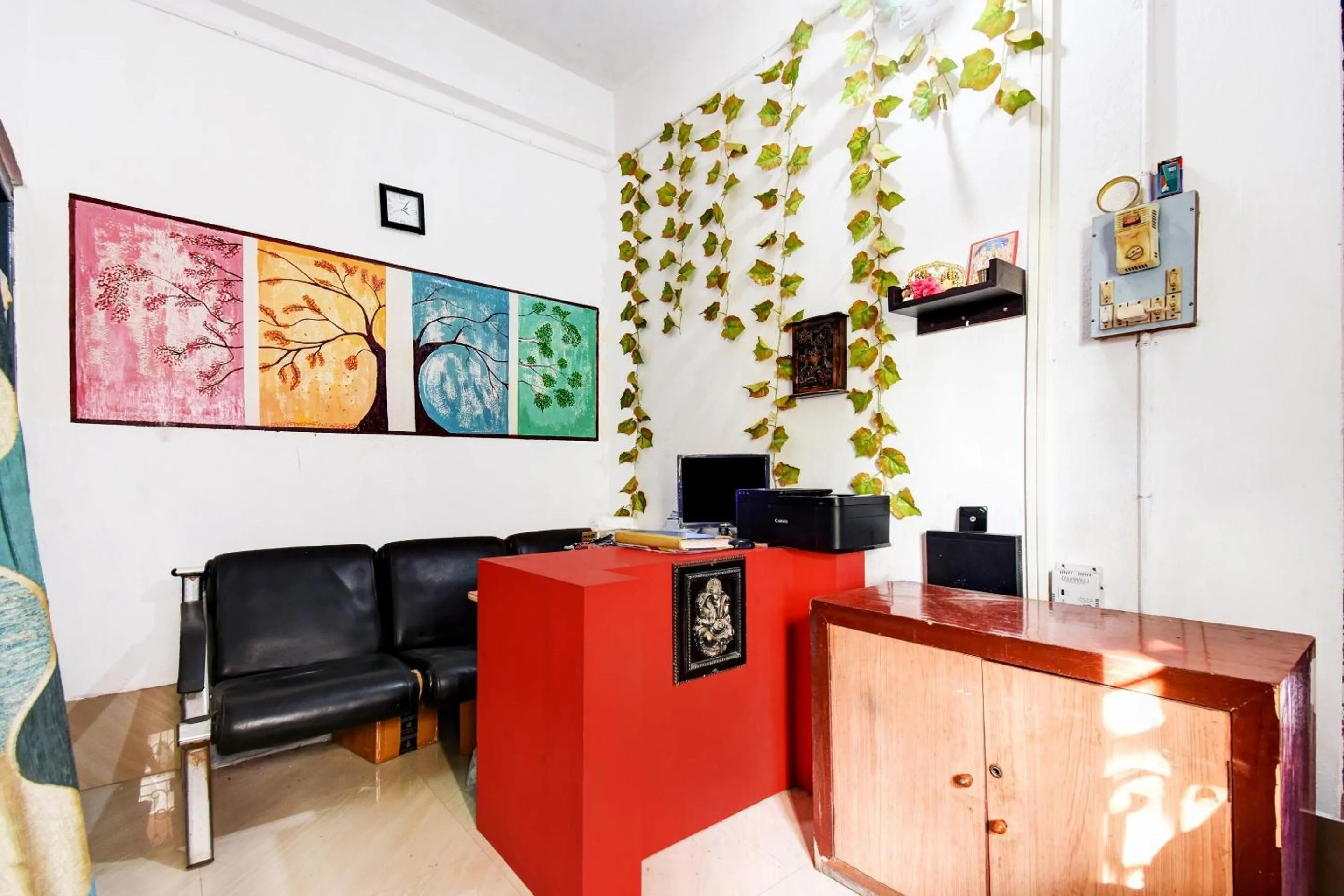 Lobby or reception in Hotel O Adorini Guest House