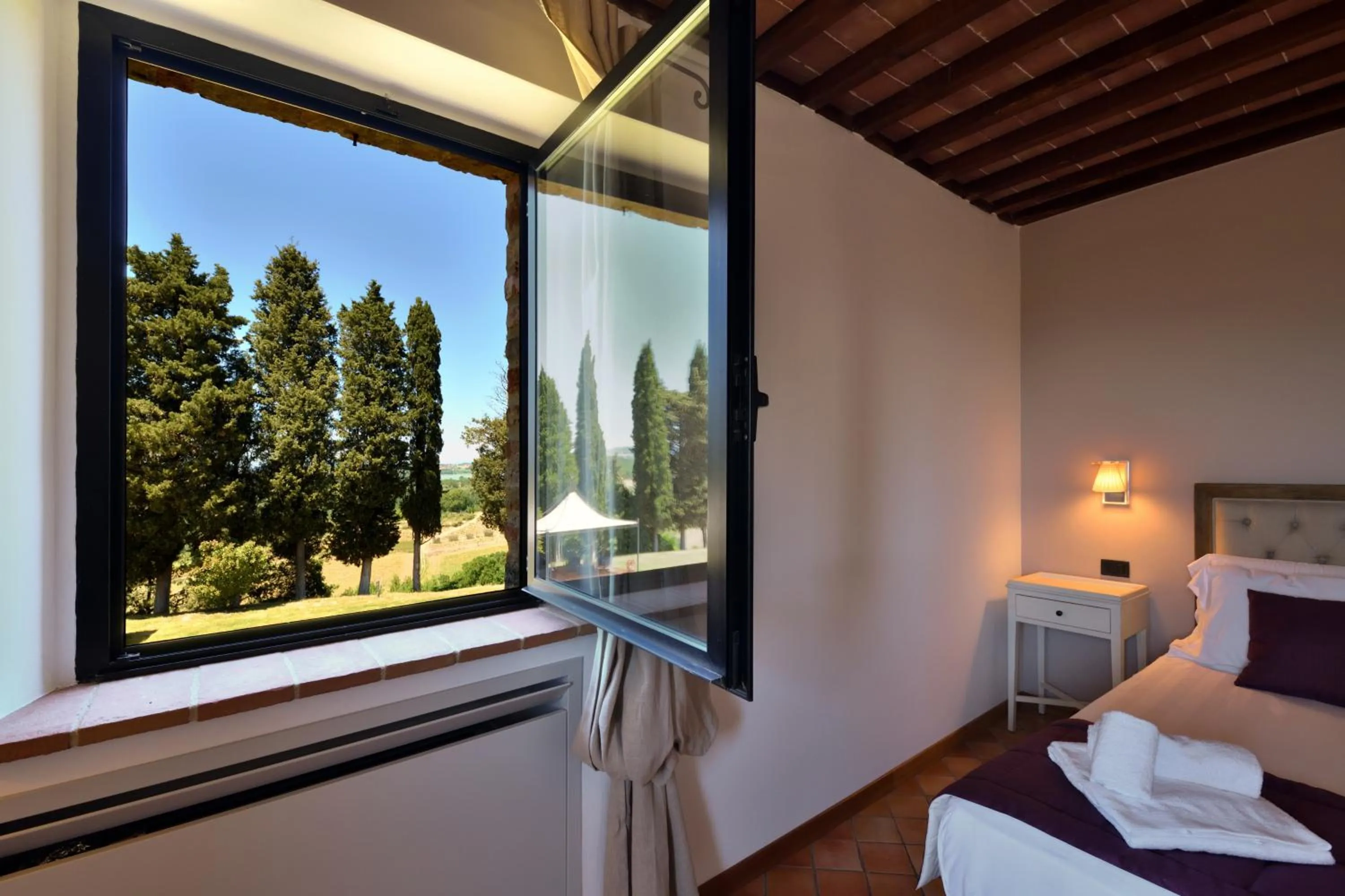 View (from property/room), Bed in Porsenna Resort