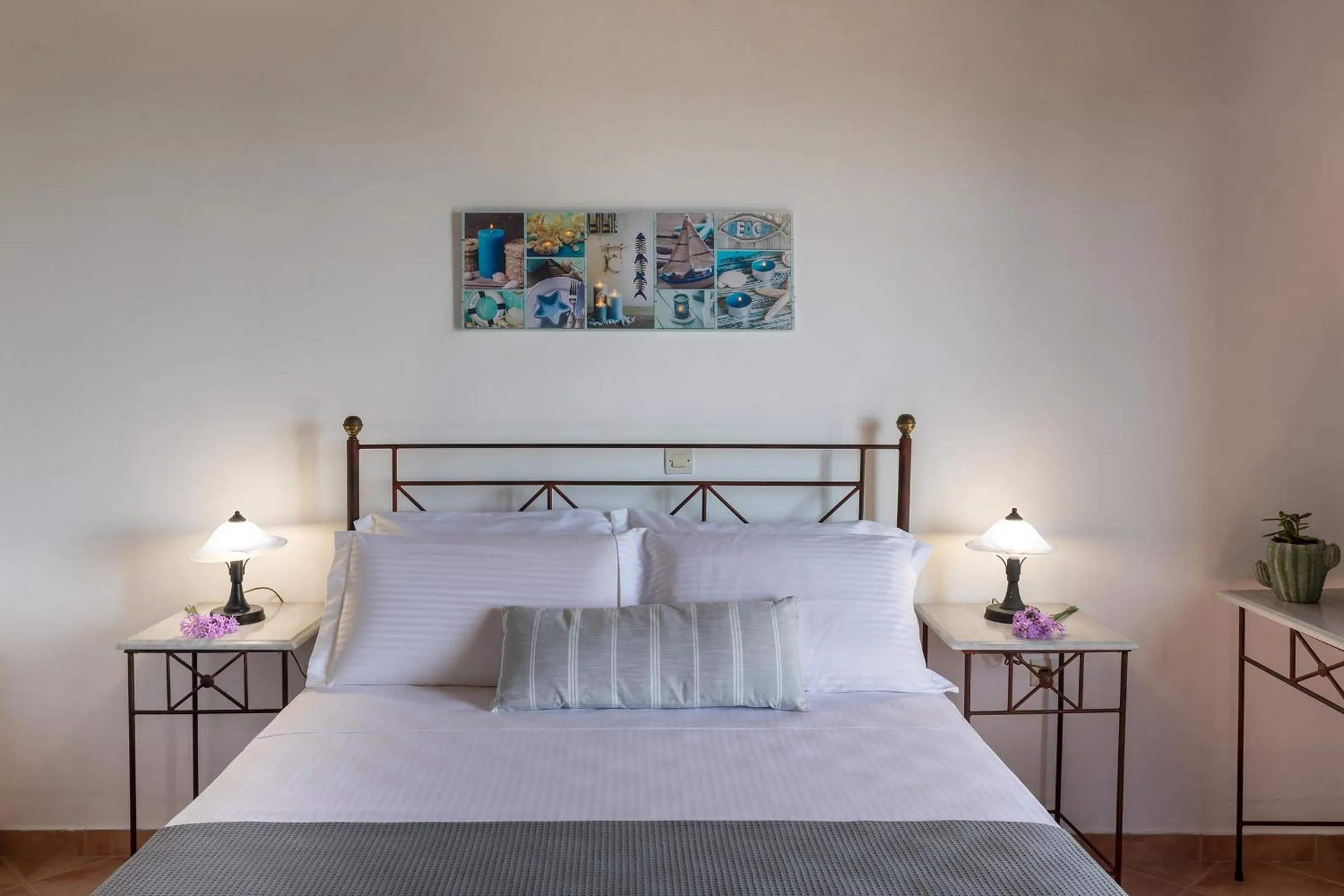 Bed in Cochili Rooms & Apartments