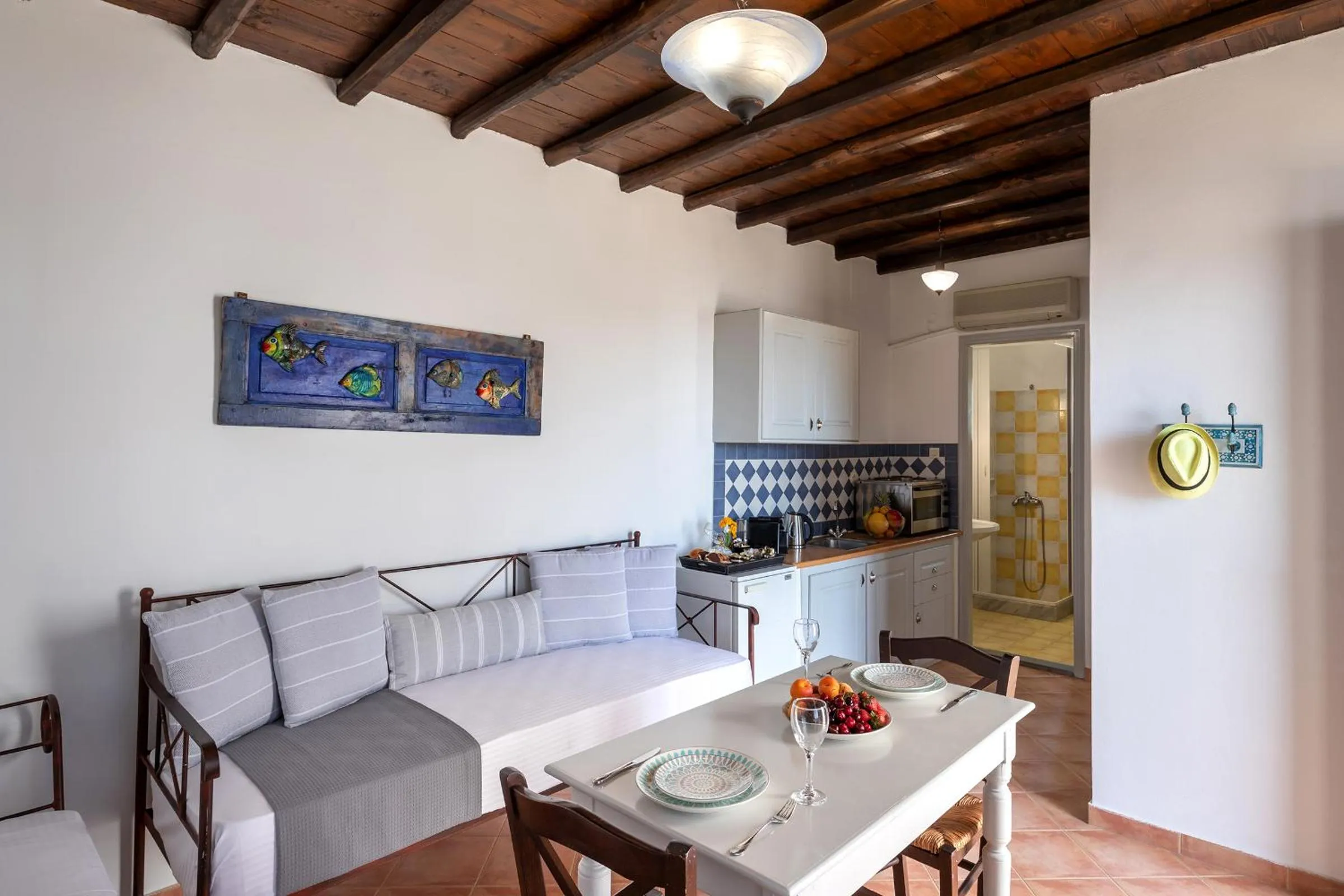 Kitchen or kitchenette in Cochili Rooms & Apartments