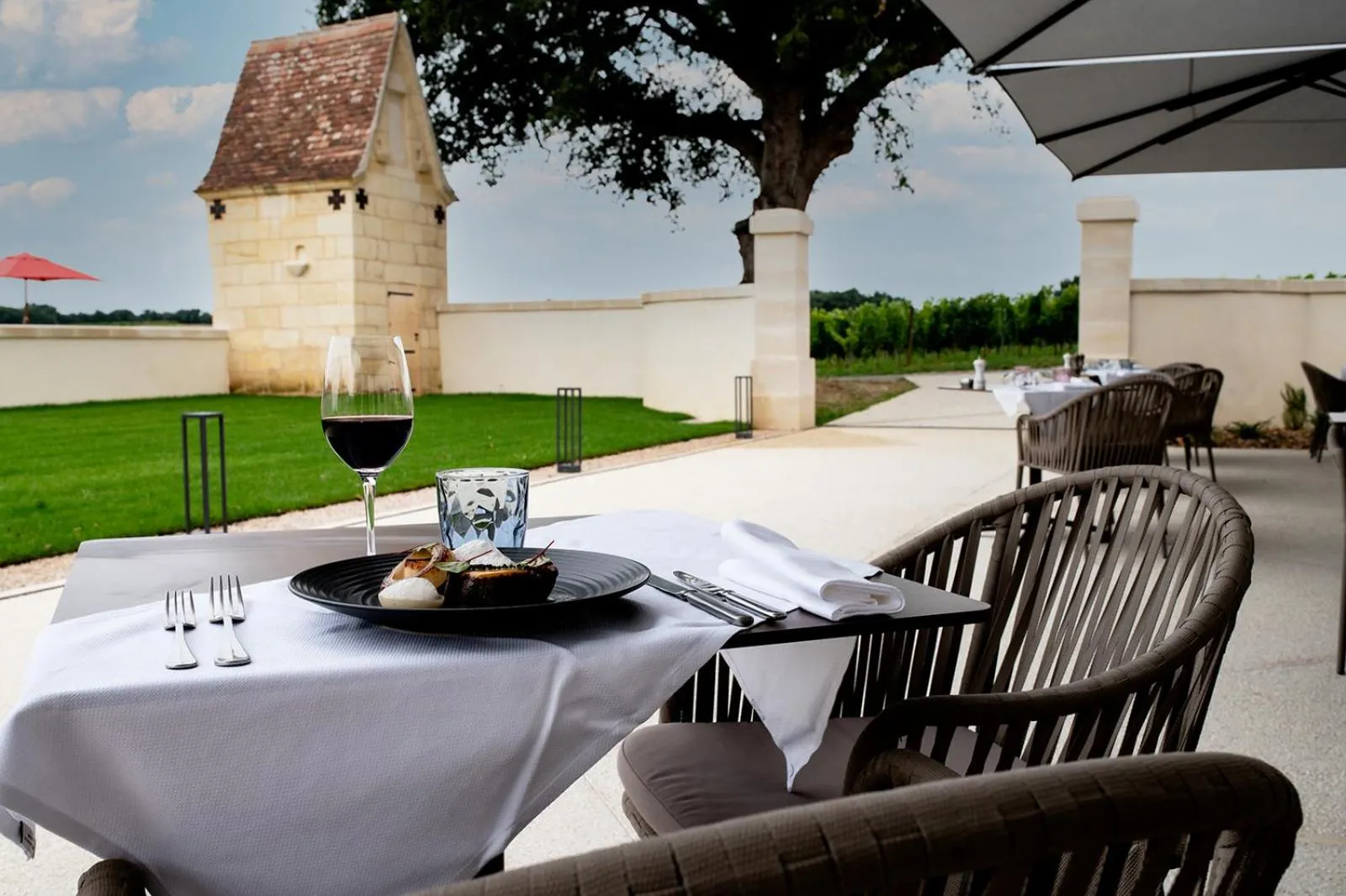 Restaurant/places to eat in Château Fage La Maison des Vignes - Saint-Émilion