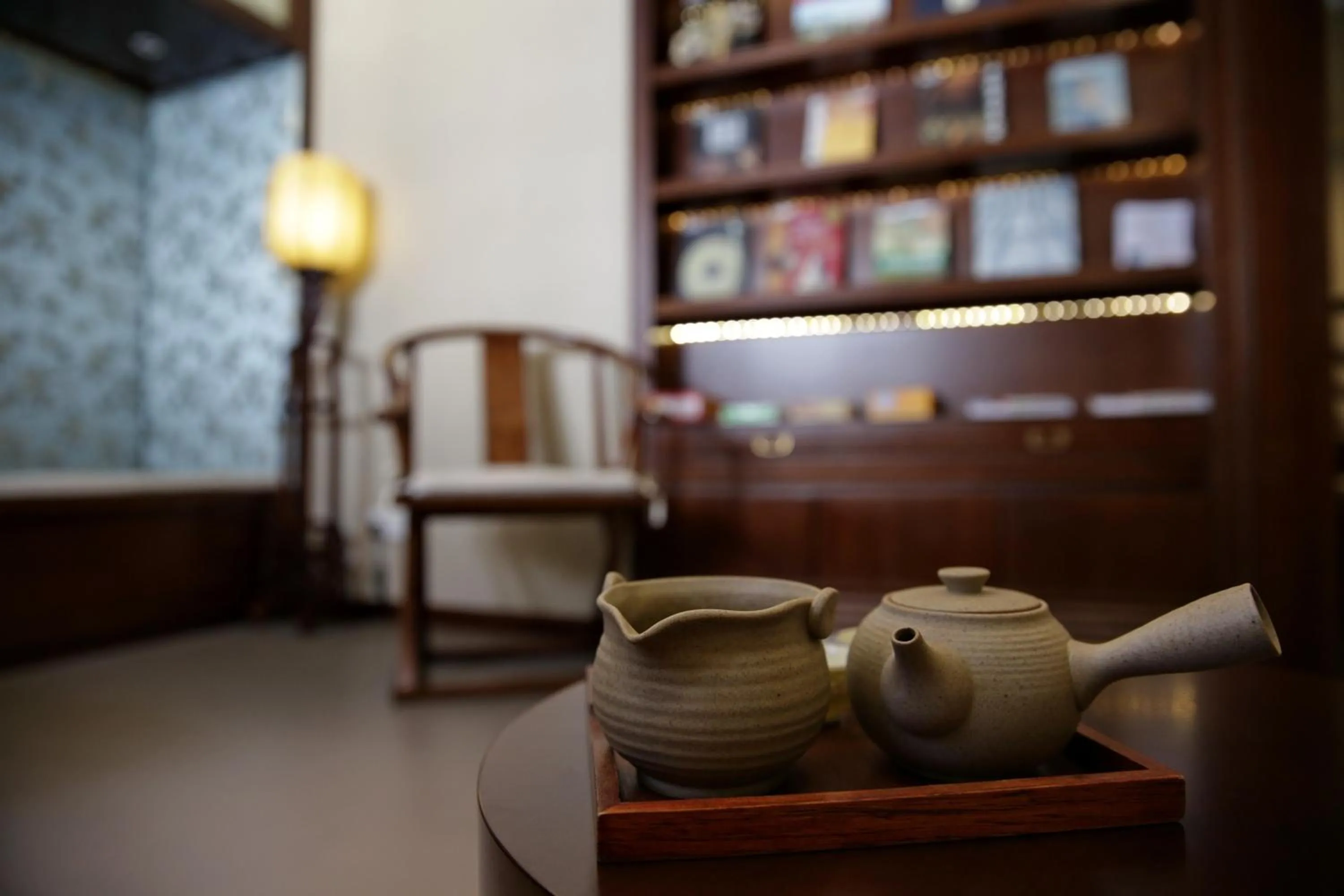 Seating area, Bed in Heritage Lodge