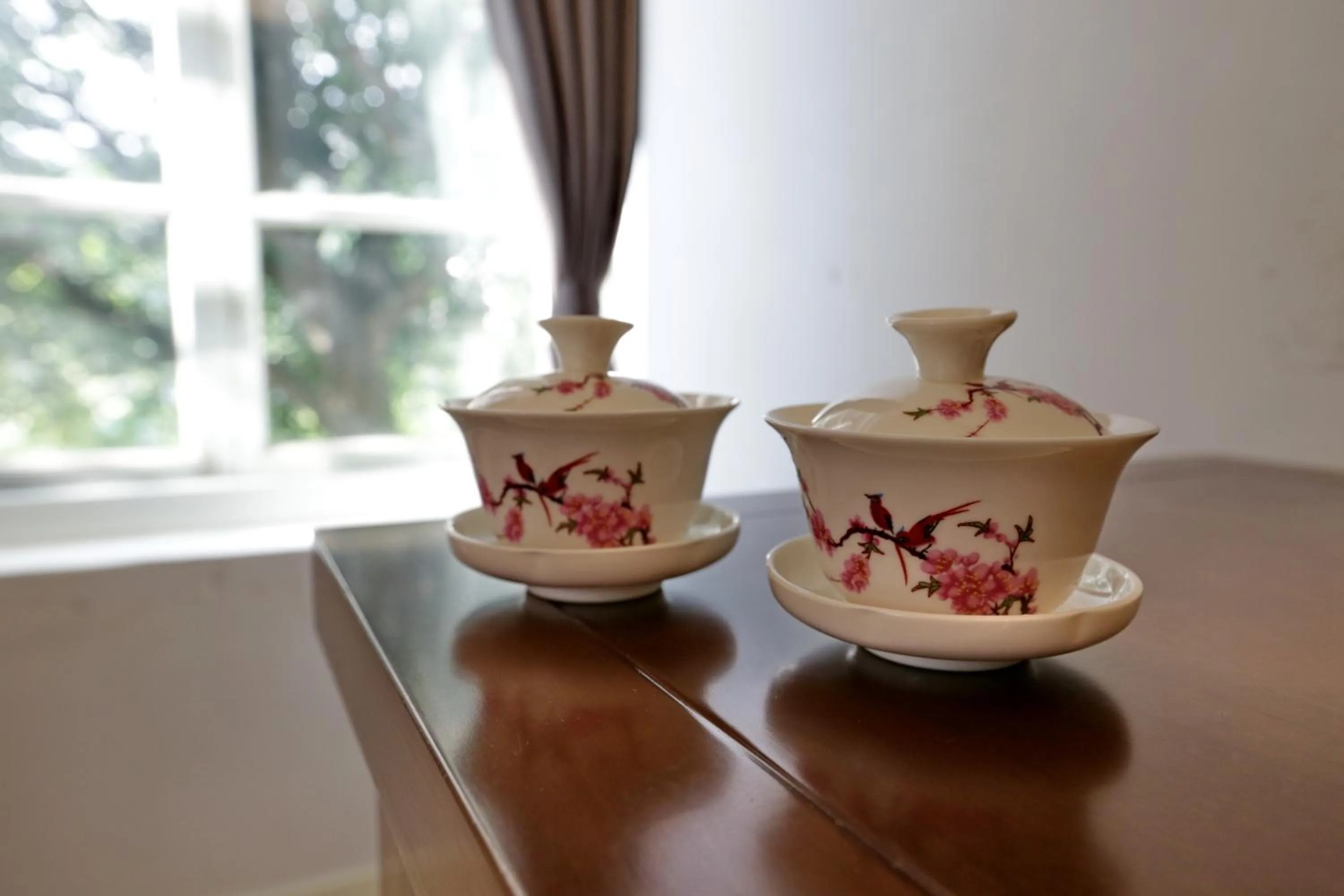 Coffee/tea facilities in Heritage Lodge