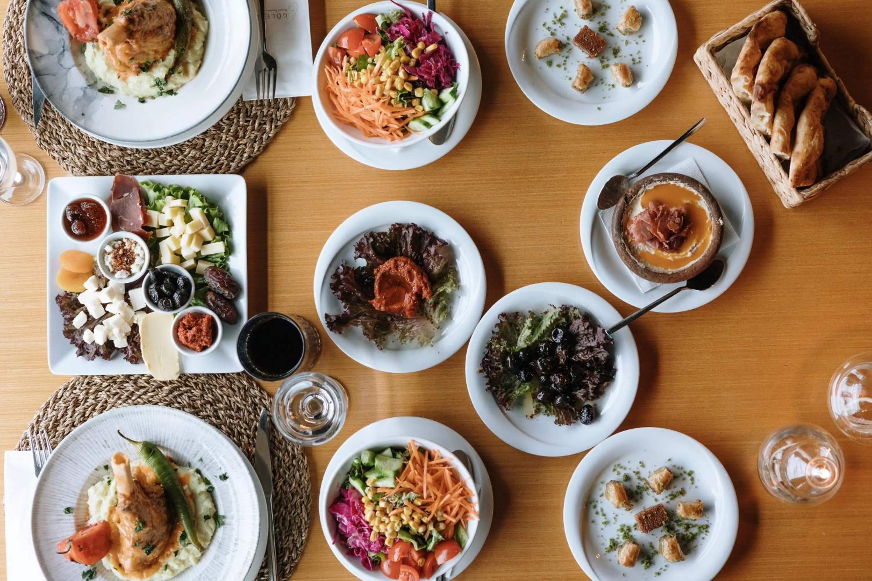 Restaurant/places to eat in Gölevi Resort Sapanca