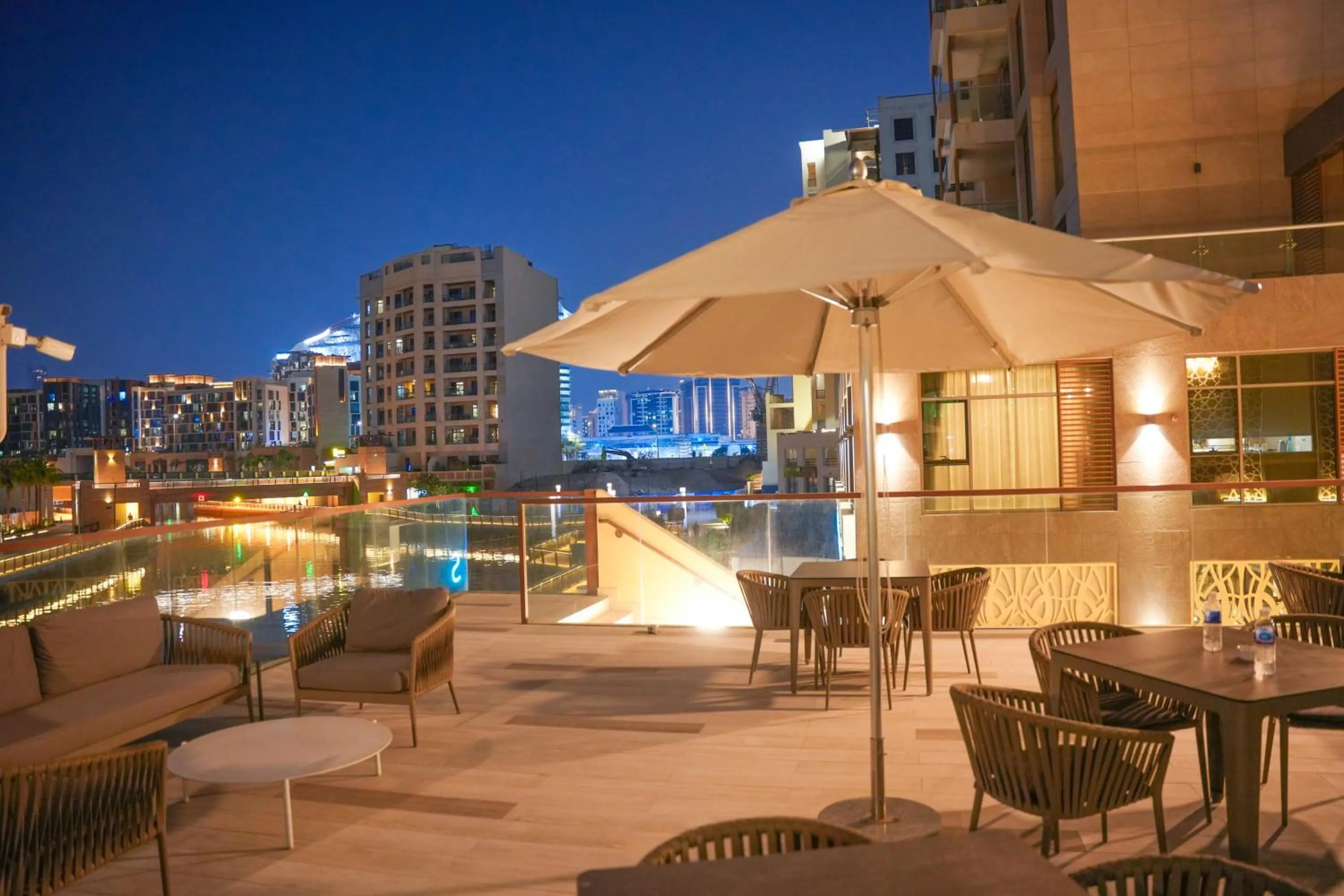 Night in Pavilion Hotel Al Jaddaf - Former Citadines Culture Village