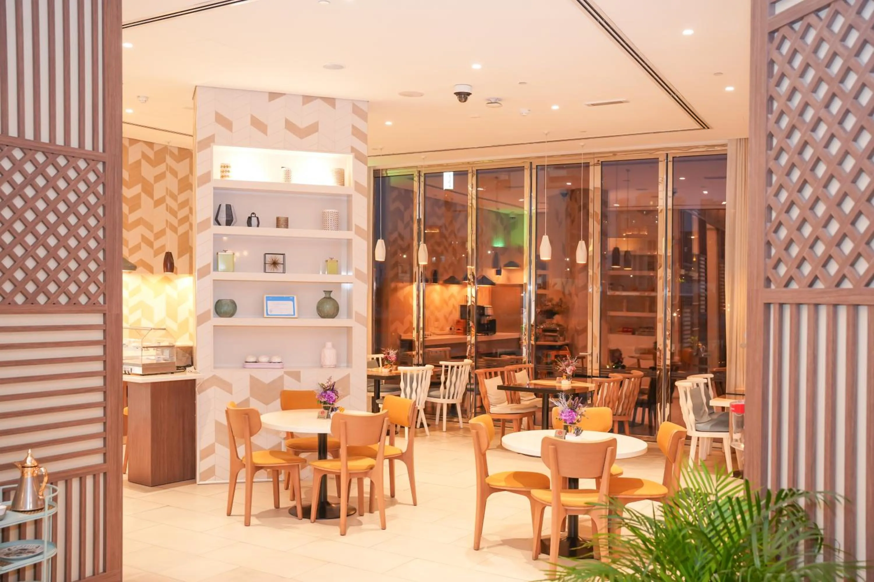 Dining area in Pavilion Hotel Al Jaddaf - Former Citadines Culture Village