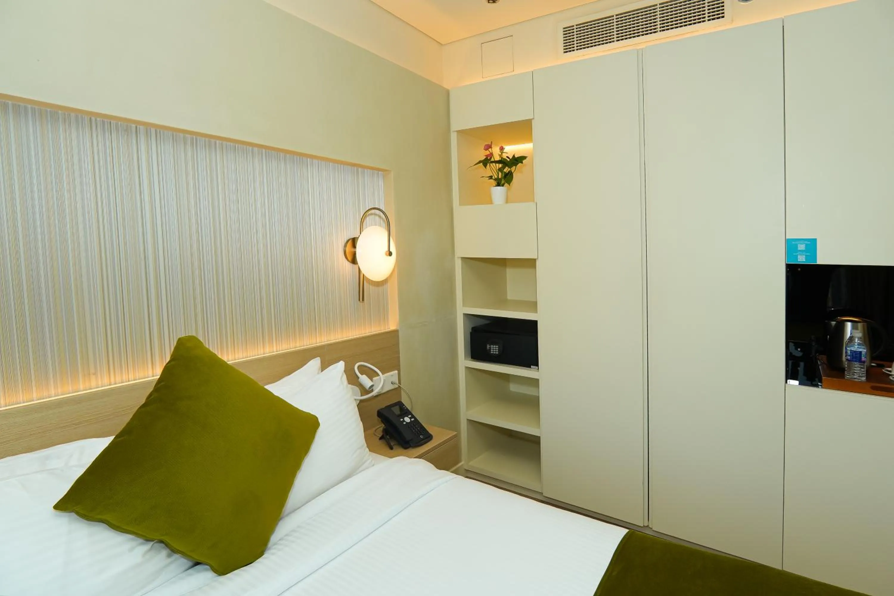 Bed in Pavilion Hotel Al Jaddaf - Former Citadines Culture Village
