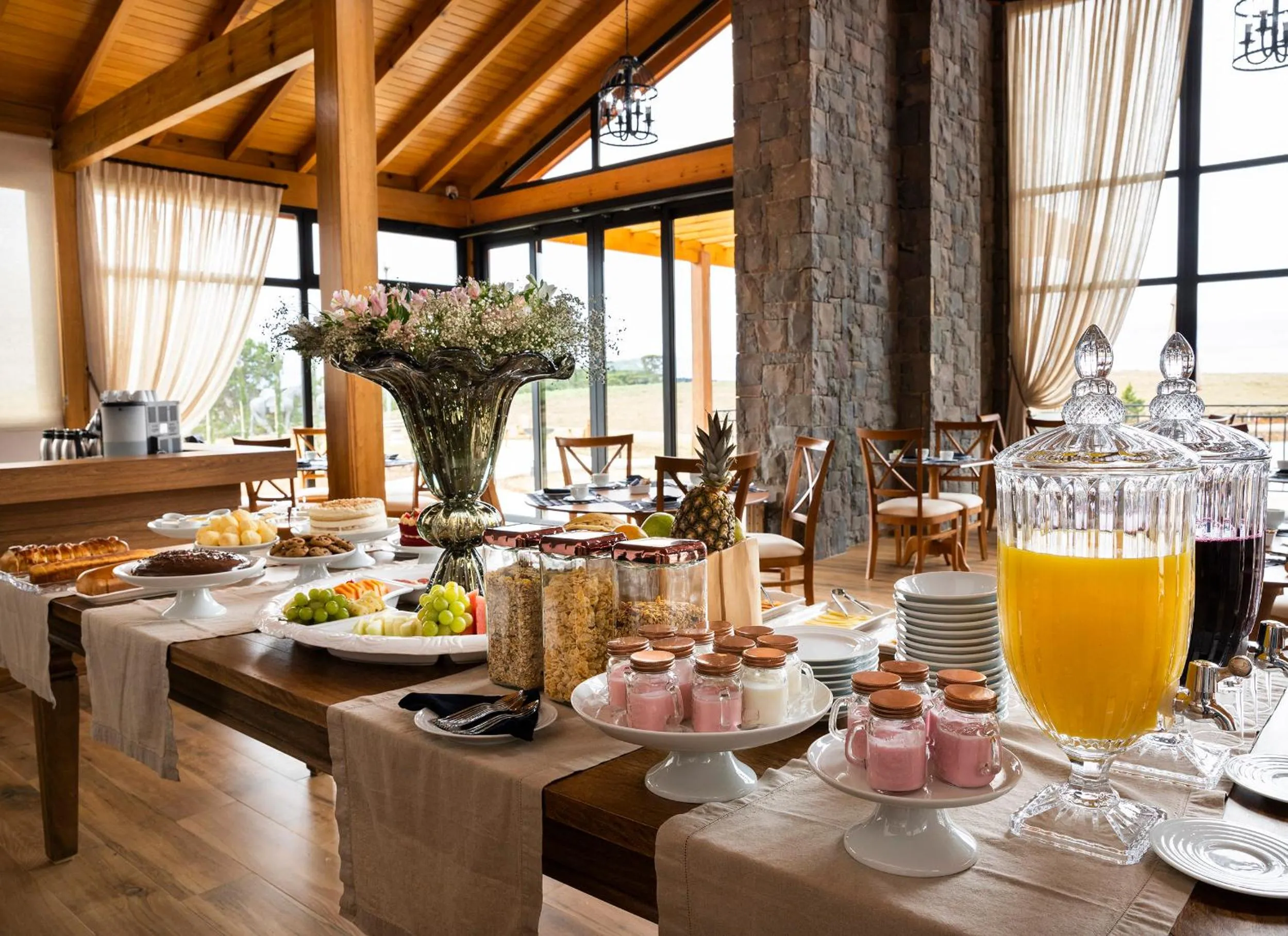 Restaurant/places to eat in Cerro Azul Hotel Fazenda