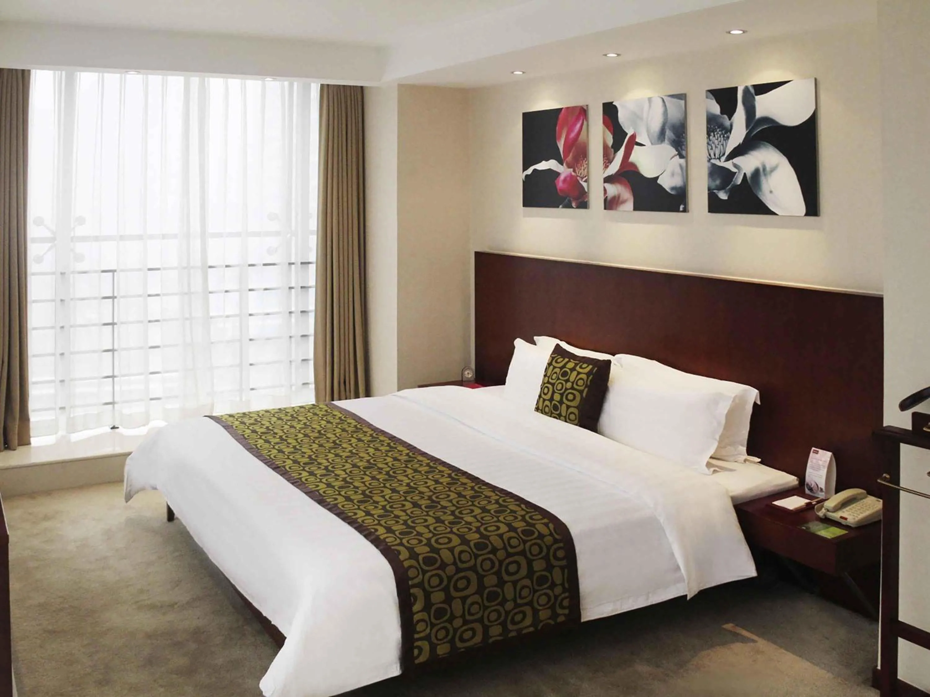 Bedroom, Bed in Mercure Wanshang Beijing