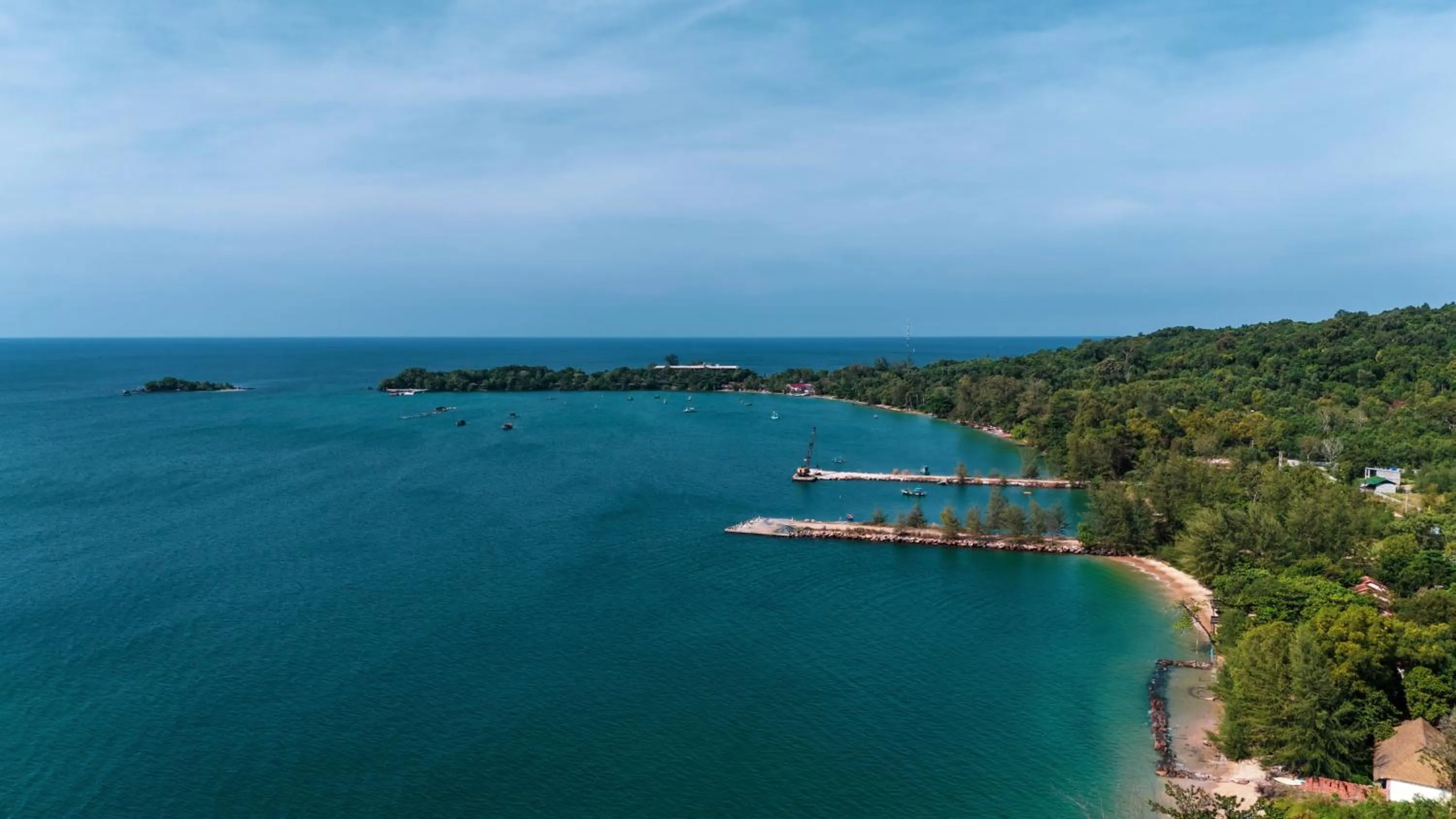 Beach in Vung Bau Resort